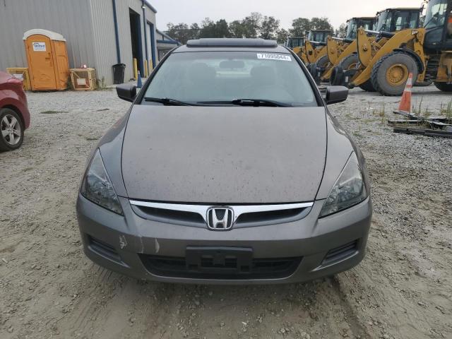 Photo 4 VIN: 1HGCM56856A156034 - HONDA ACCORD EX 