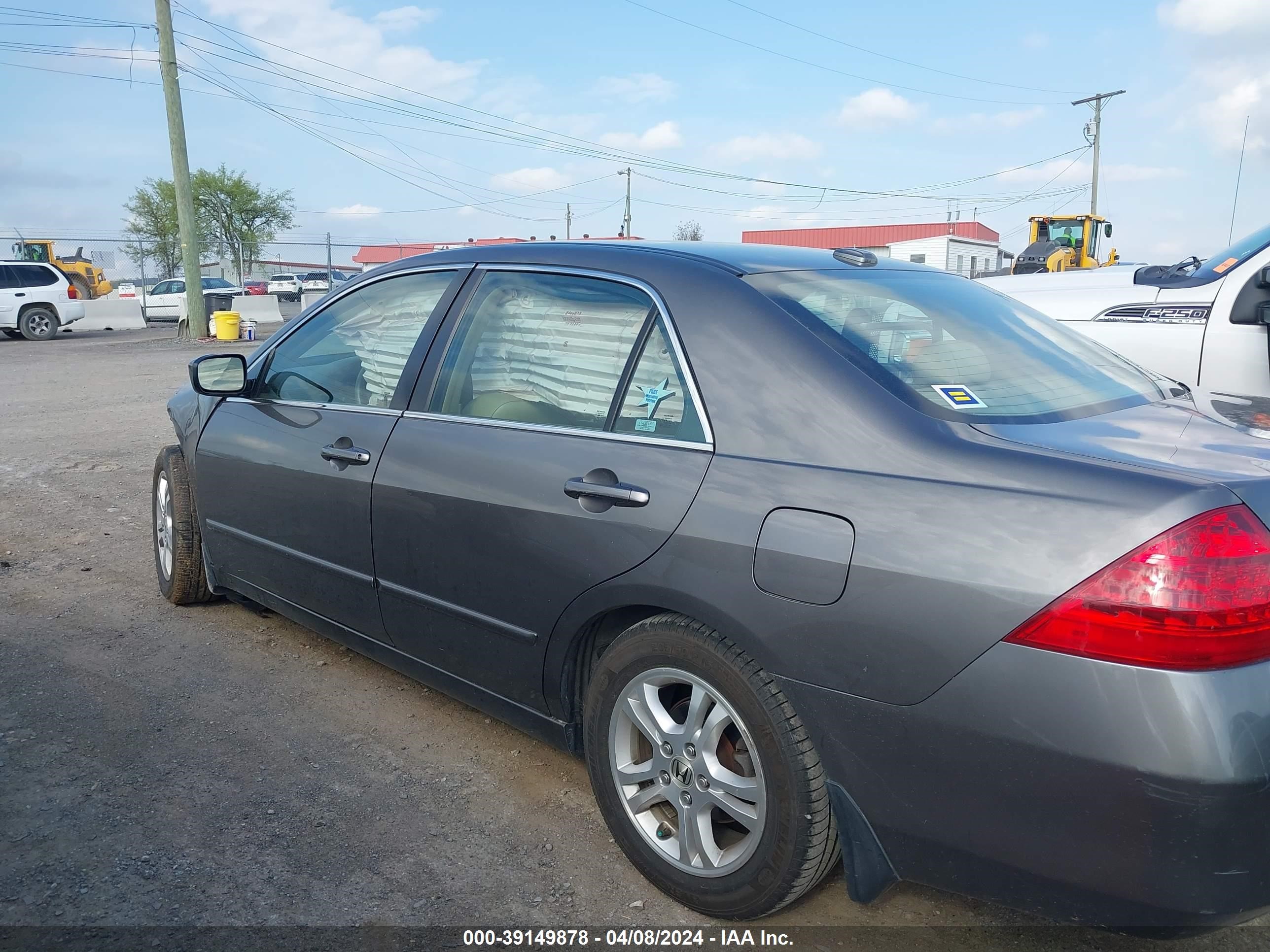 Photo 13 VIN: 1HGCM56856A165333 - HONDA ACCORD 