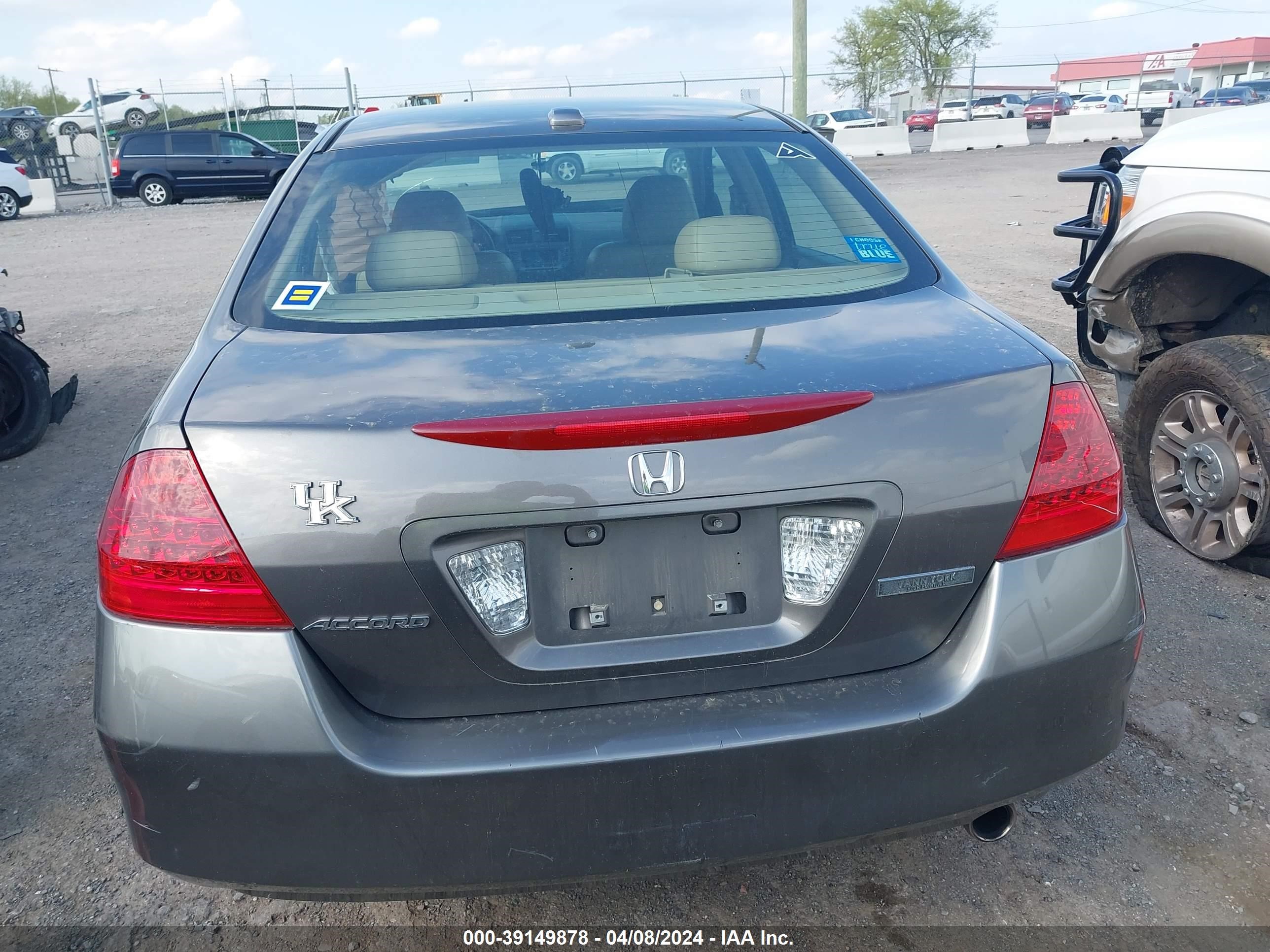 Photo 15 VIN: 1HGCM56856A165333 - HONDA ACCORD 