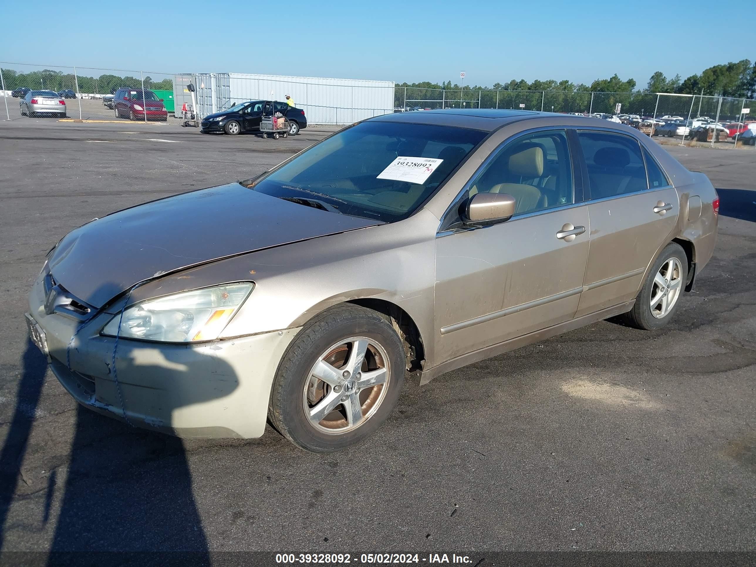 Photo 1 VIN: 1HGCM56864A024641 - HONDA ACCORD 