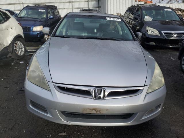 Photo 4 VIN: 1HGCM56866A068450 - HONDA ACCORD 