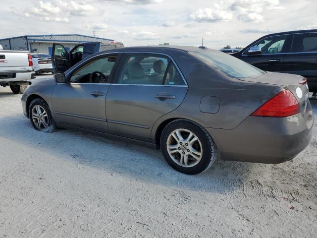 Photo 1 VIN: 1HGCM56867A117597 - HONDA ACCORD EX 