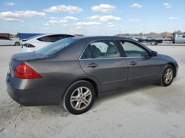 Photo 2 VIN: 1HGCM56867A117597 - HONDA ACCORD EX 