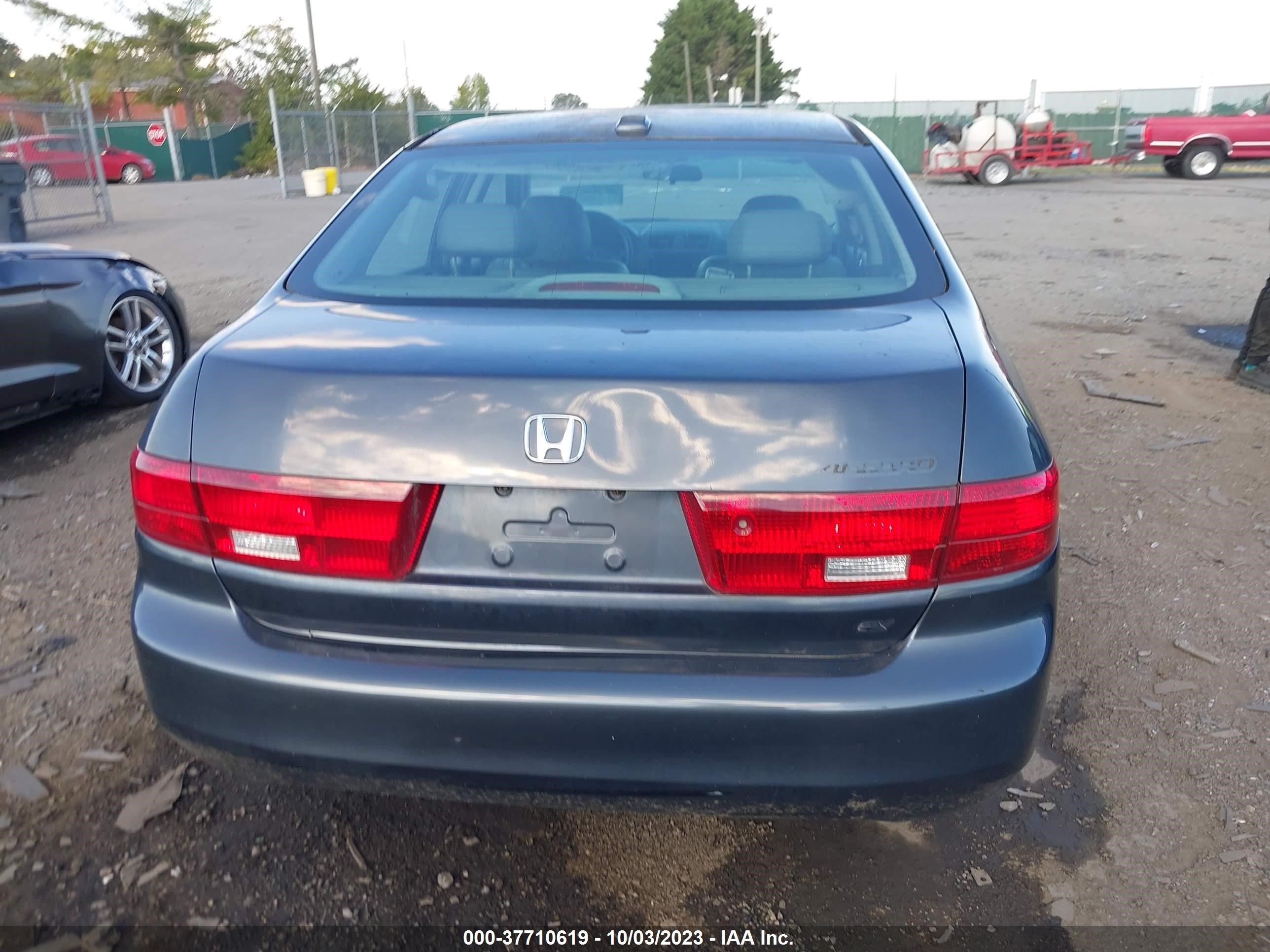 Photo 15 VIN: 1HGCM56875A150055 - HONDA ACCORD 