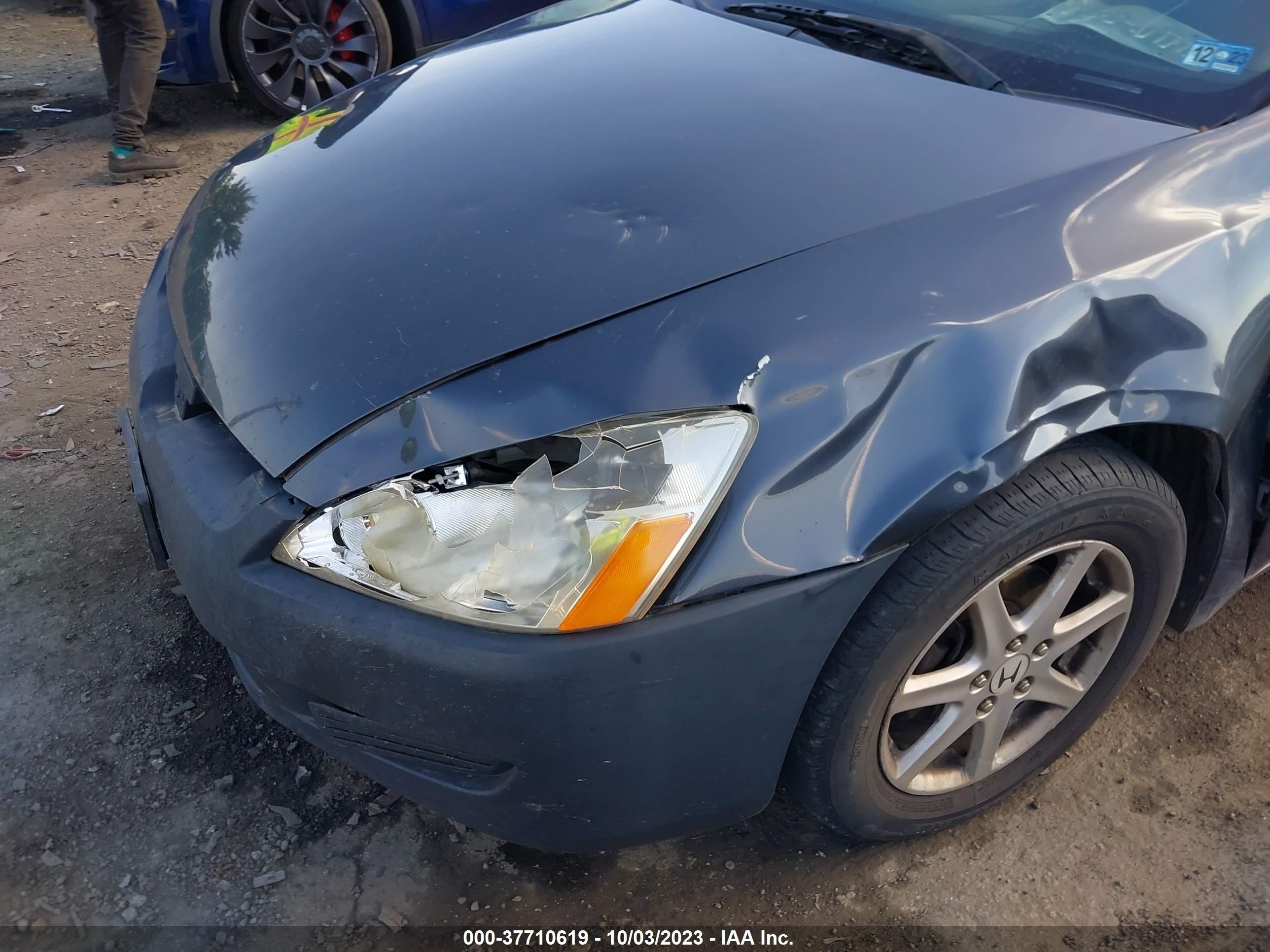 Photo 5 VIN: 1HGCM56875A150055 - HONDA ACCORD 