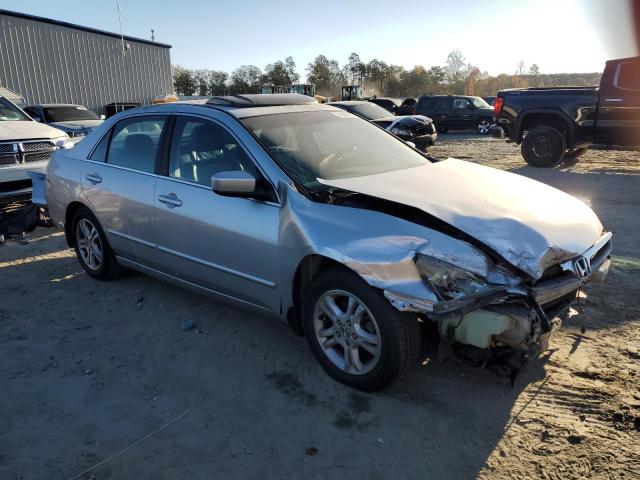 Photo 3 VIN: 1HGCM56876A102007 - HONDA ACCORD 