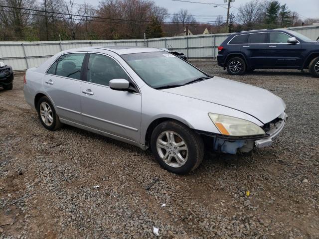 Photo 3 VIN: 1HGCM56877A124803 - HONDA ACCORD 