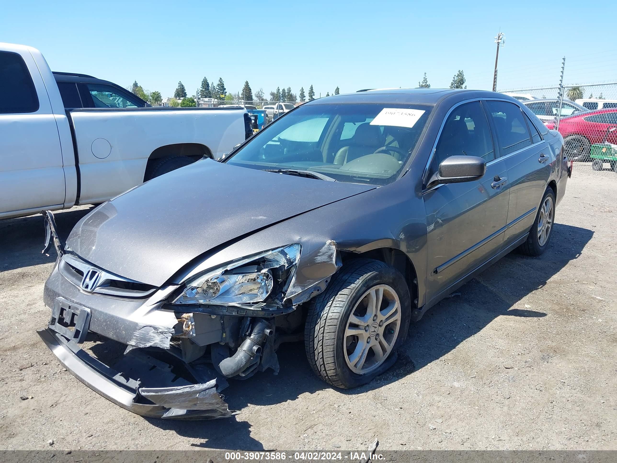 Photo 1 VIN: 1HGCM56877A148809 - HONDA ACCORD 