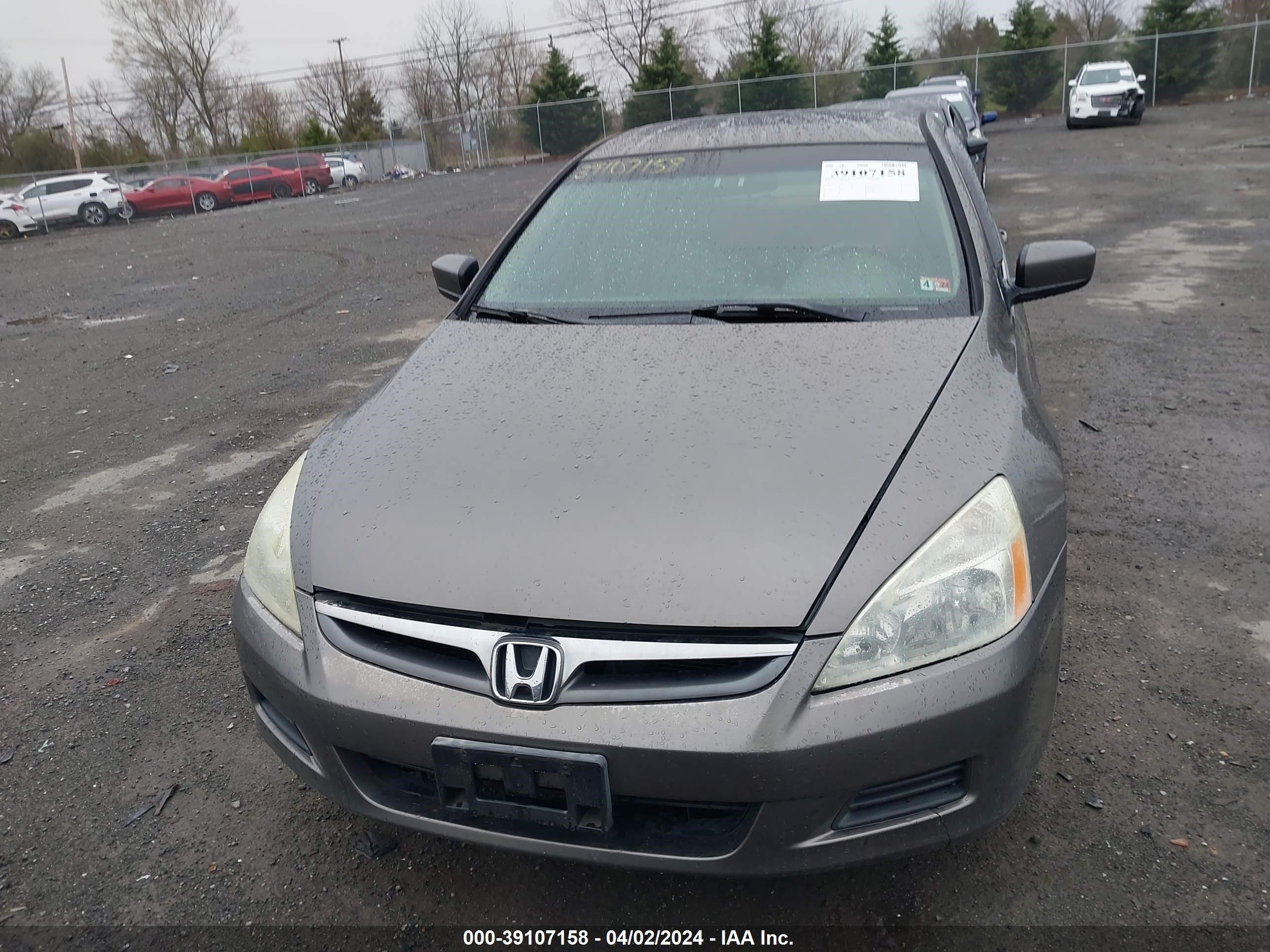 Photo 11 VIN: 1HGCM56877A151063 - HONDA ACCORD 