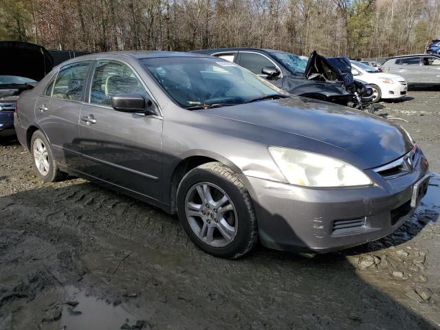 Photo 3 VIN: 1HGCM56886A151913 - HONDA ACCORD EX 