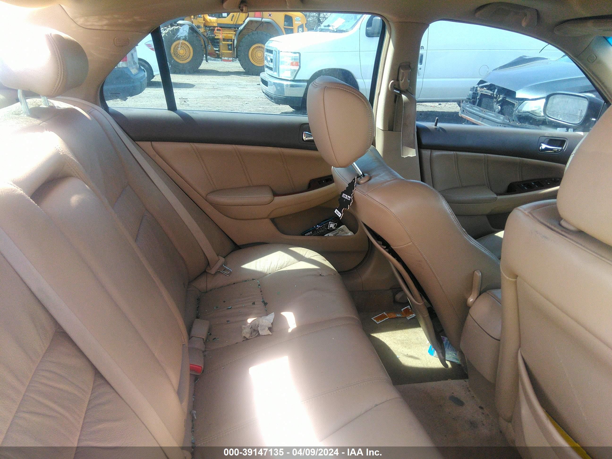 Photo 7 VIN: 1HGCM56887A040859 - HONDA ACCORD 