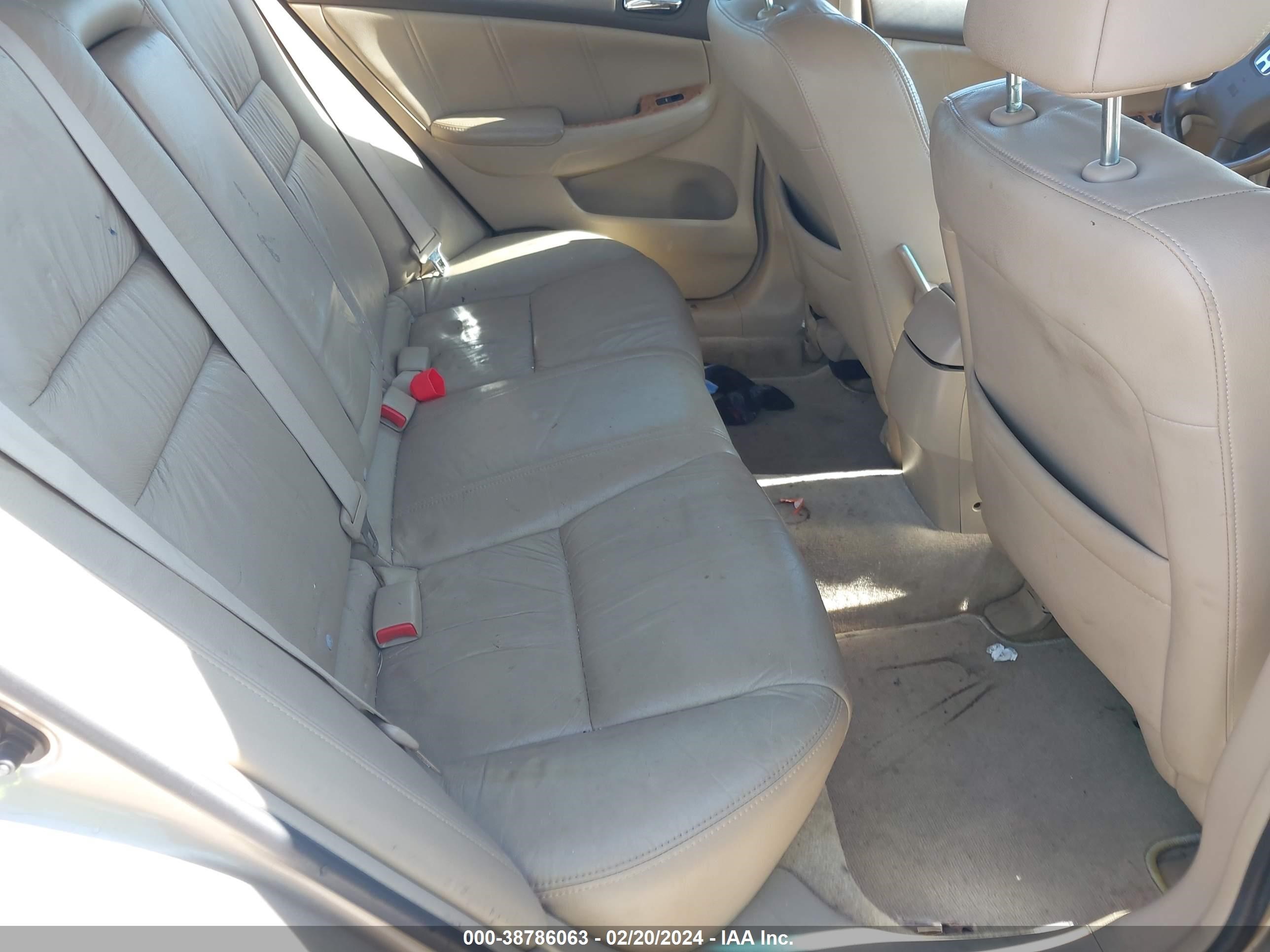 Photo 7 VIN: 1HGCM56894A087314 - HONDA ACCORD 