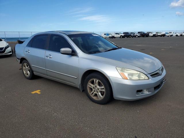 Photo 3 VIN: 1HGCM56896A144825 - HONDA ACCORD 