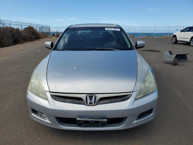 Photo 4 VIN: 1HGCM56896A144825 - HONDA ACCORD 