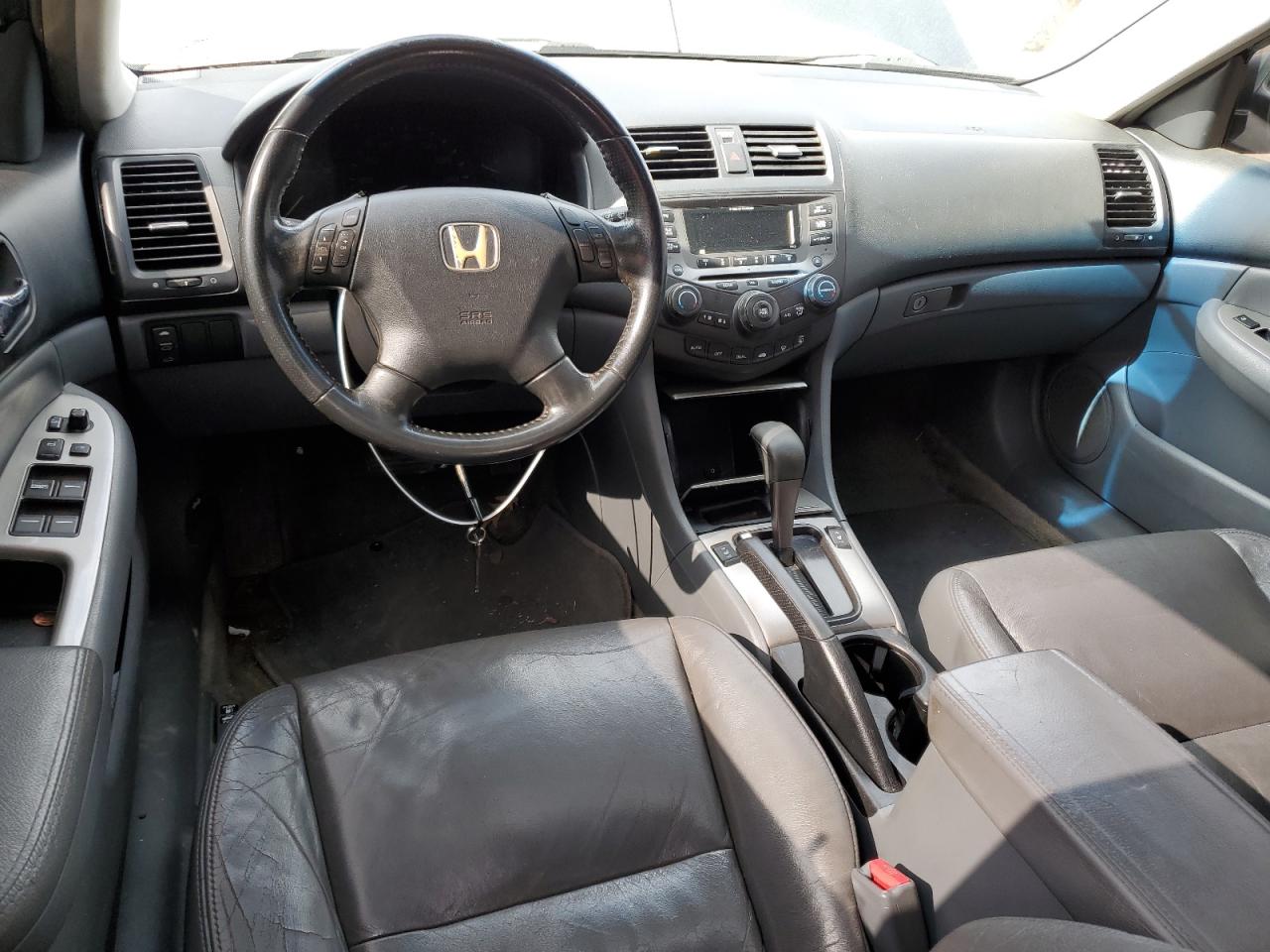 Photo 7 VIN: 1HGCM56896A172530 - HONDA ACCORD 