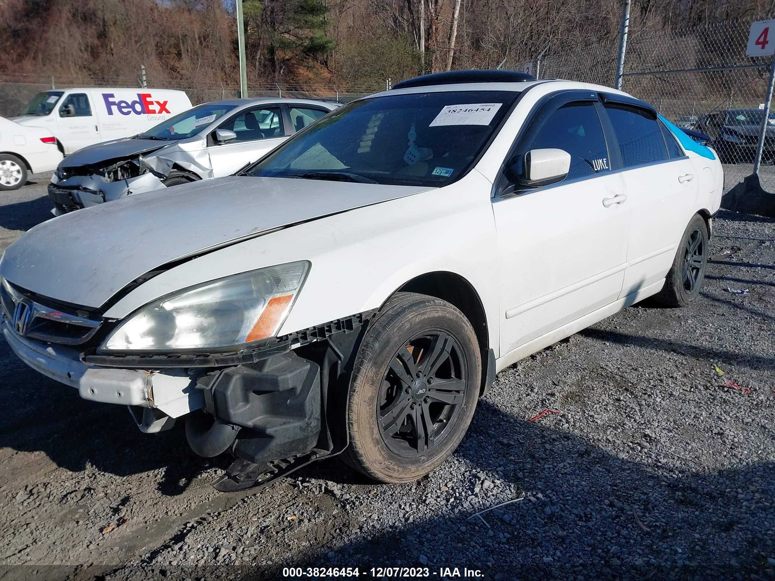 Photo 1 VIN: 1HGCM56897A019177 - HONDA ACCORD 