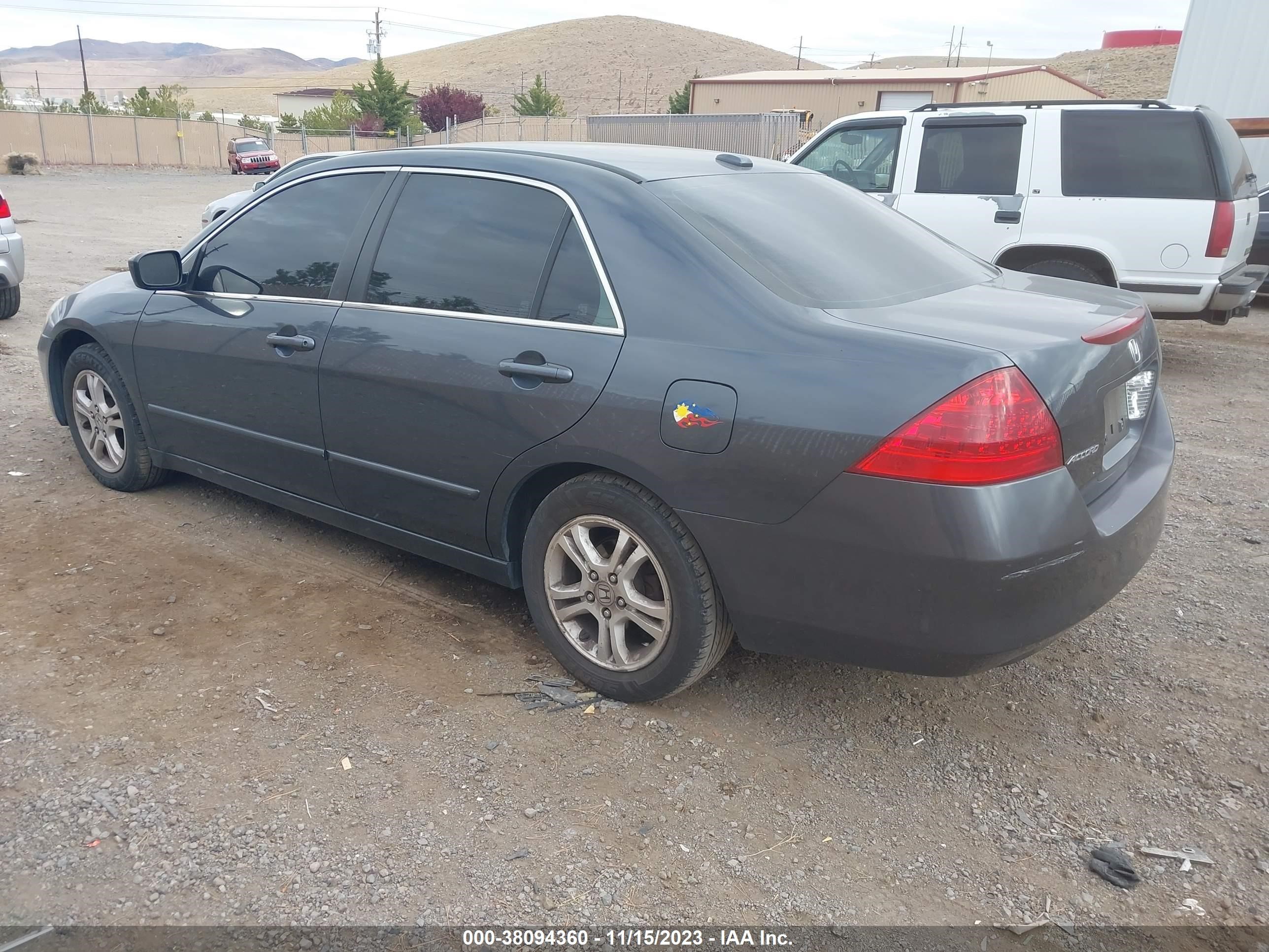 Photo 2 VIN: 1HGCM56897A089486 - HONDA ACCORD 