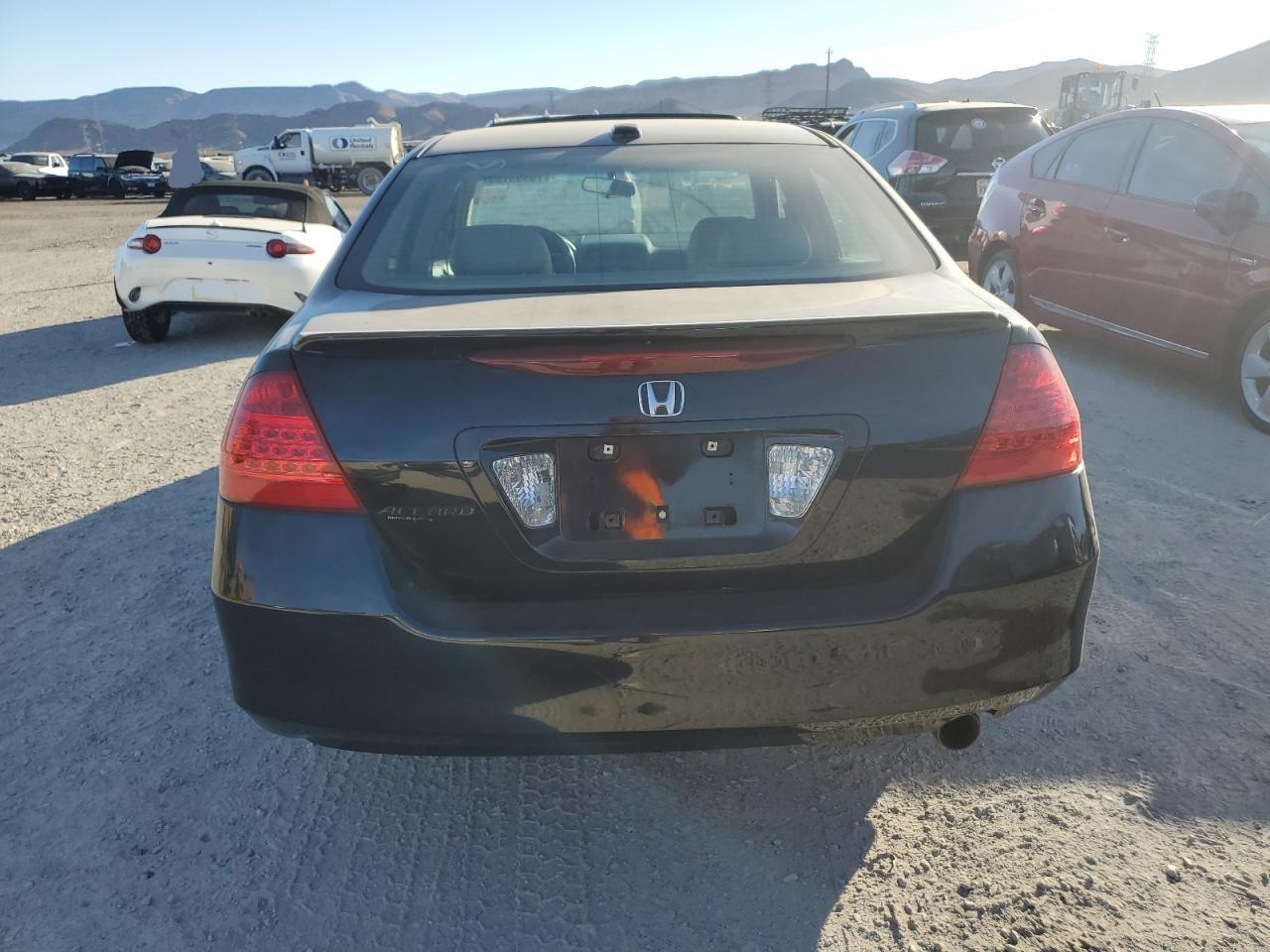 Photo 5 VIN: 1HGCM56897A110997 - HONDA ACCORD 