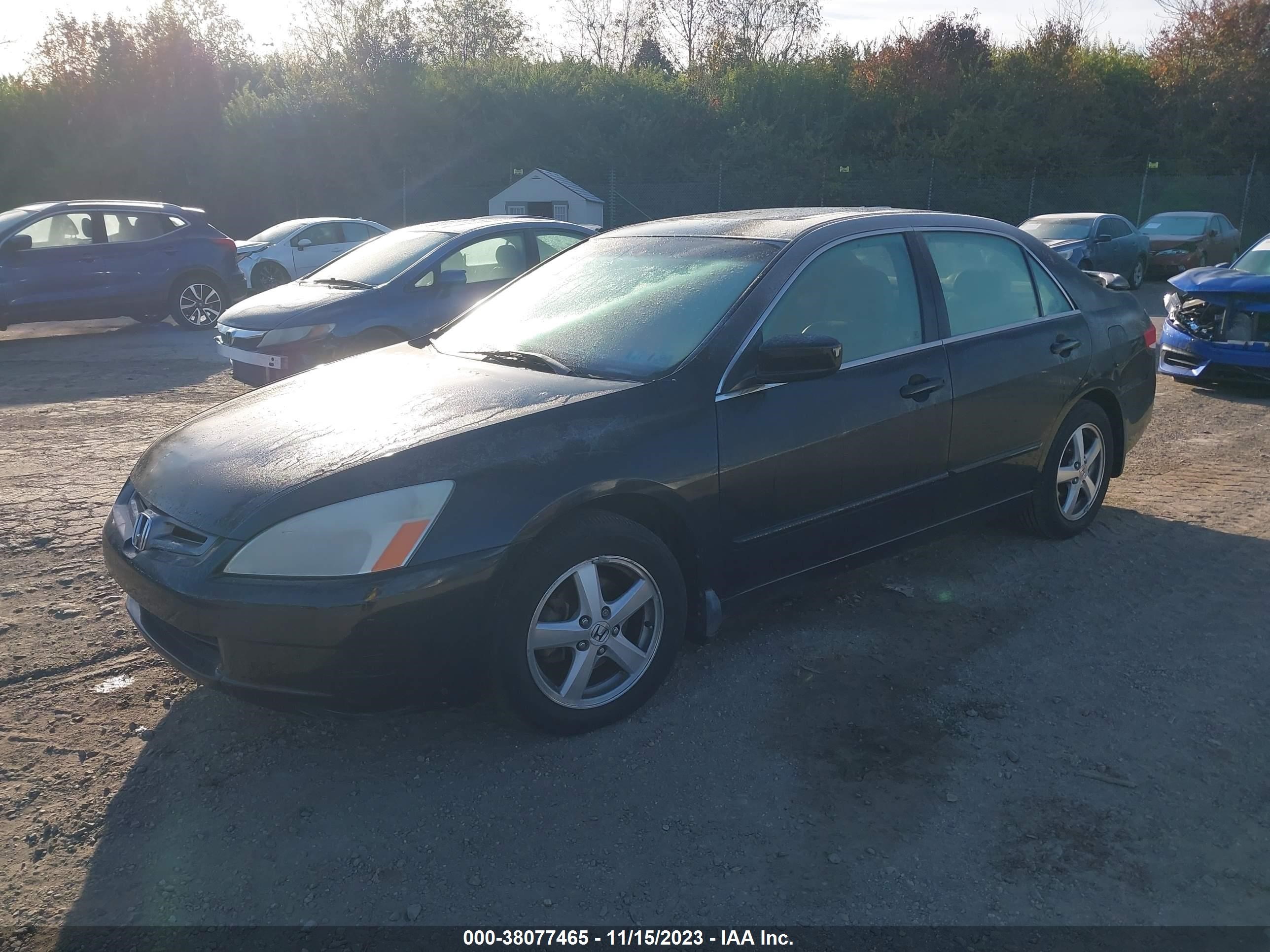 Photo 1 VIN: 1HGCM568X4A058372 - HONDA ACCORD 