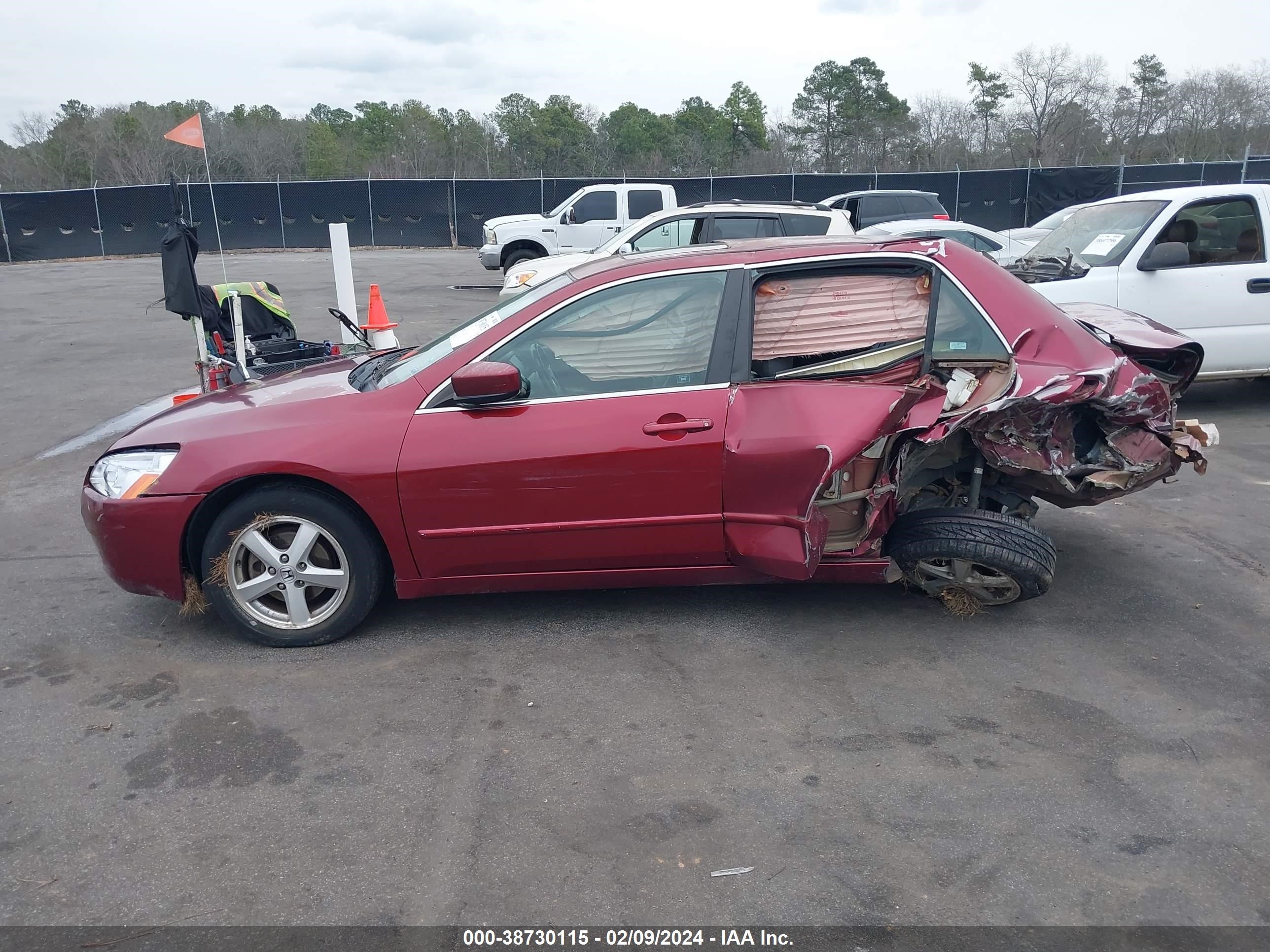 Photo 13 VIN: 1HGCM568X5A002658 - HONDA ACCORD 