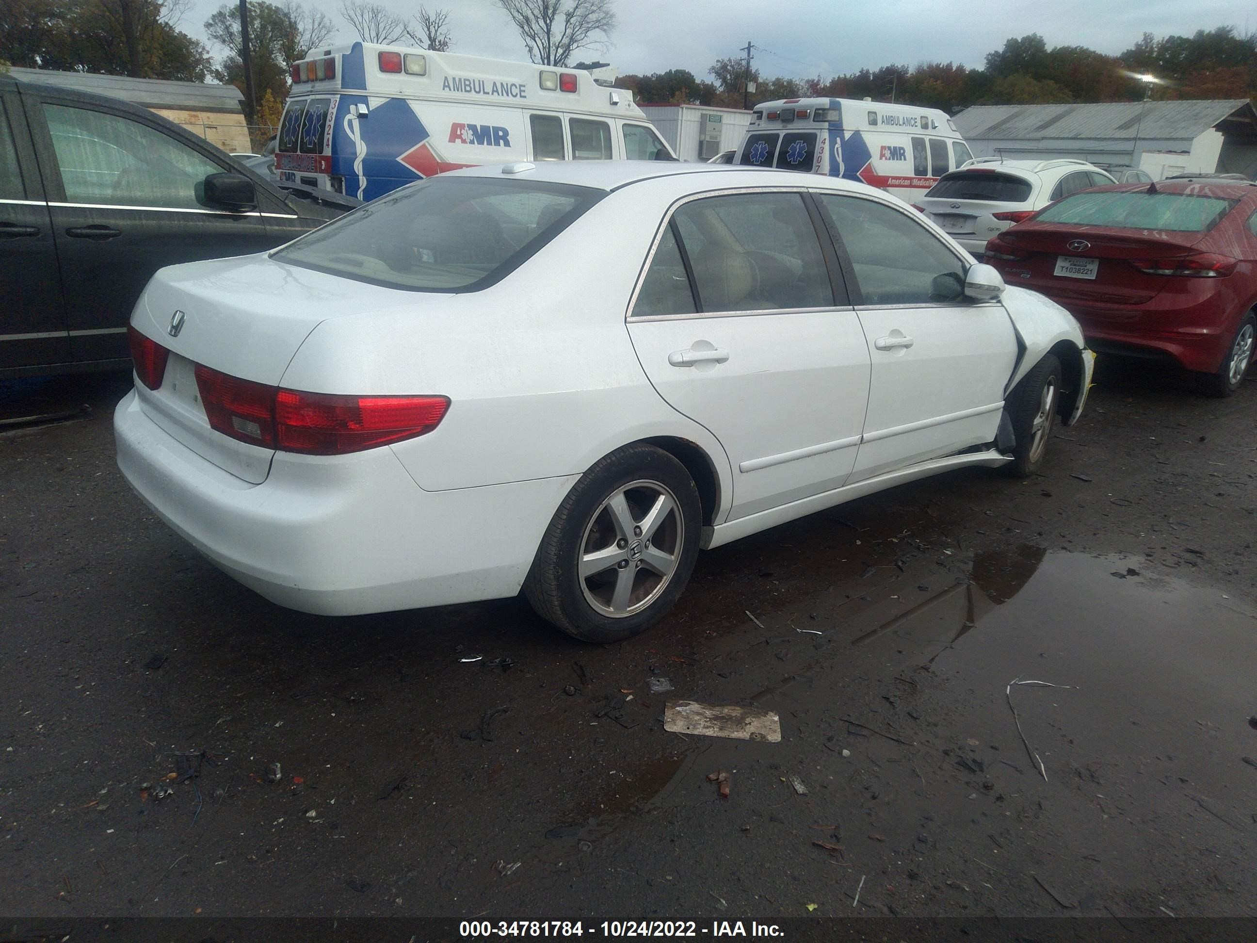 Photo 3 VIN: 1HGCM568X5A016544 - HONDA ACCORD 