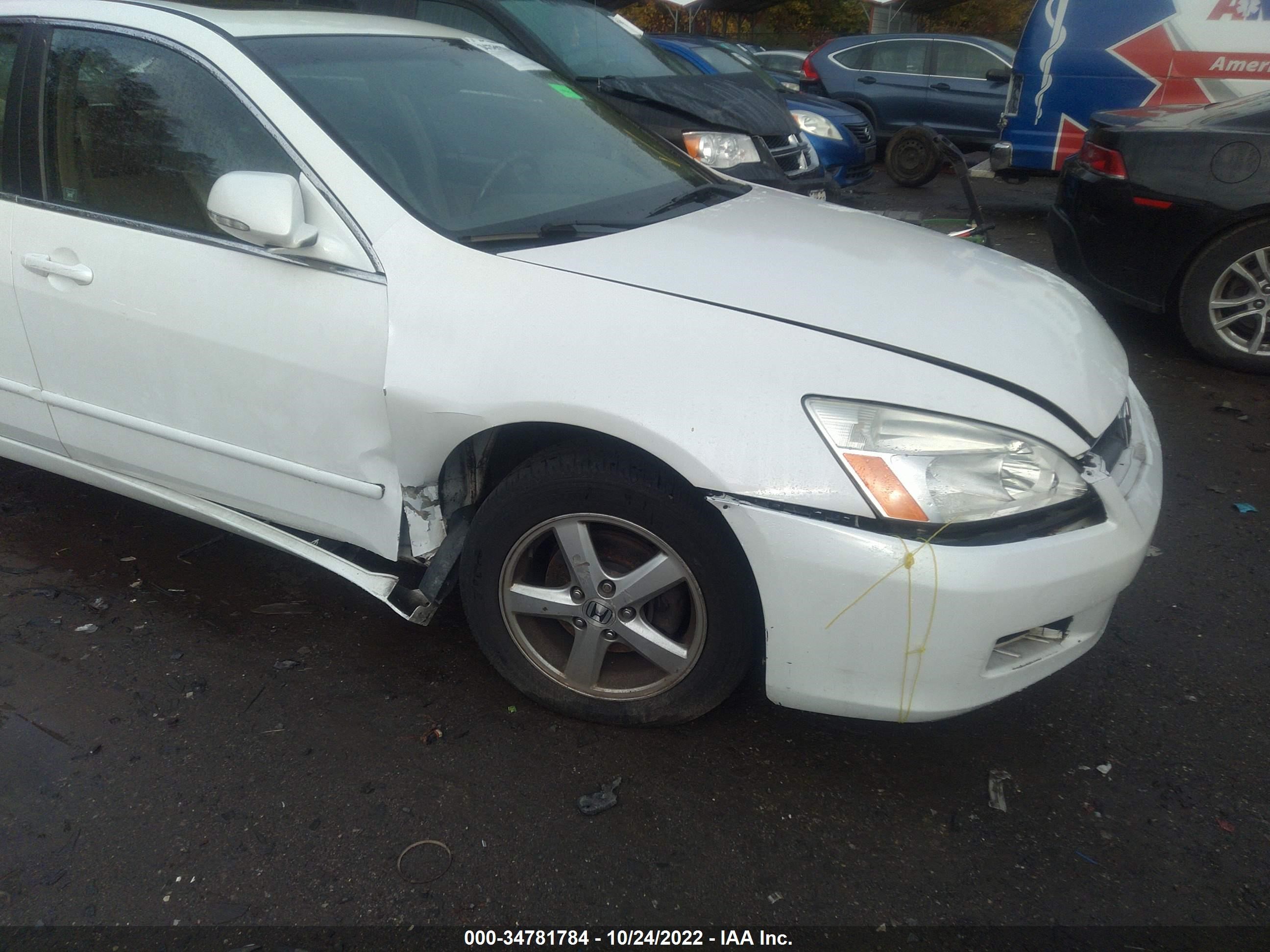 Photo 5 VIN: 1HGCM568X5A016544 - HONDA ACCORD 