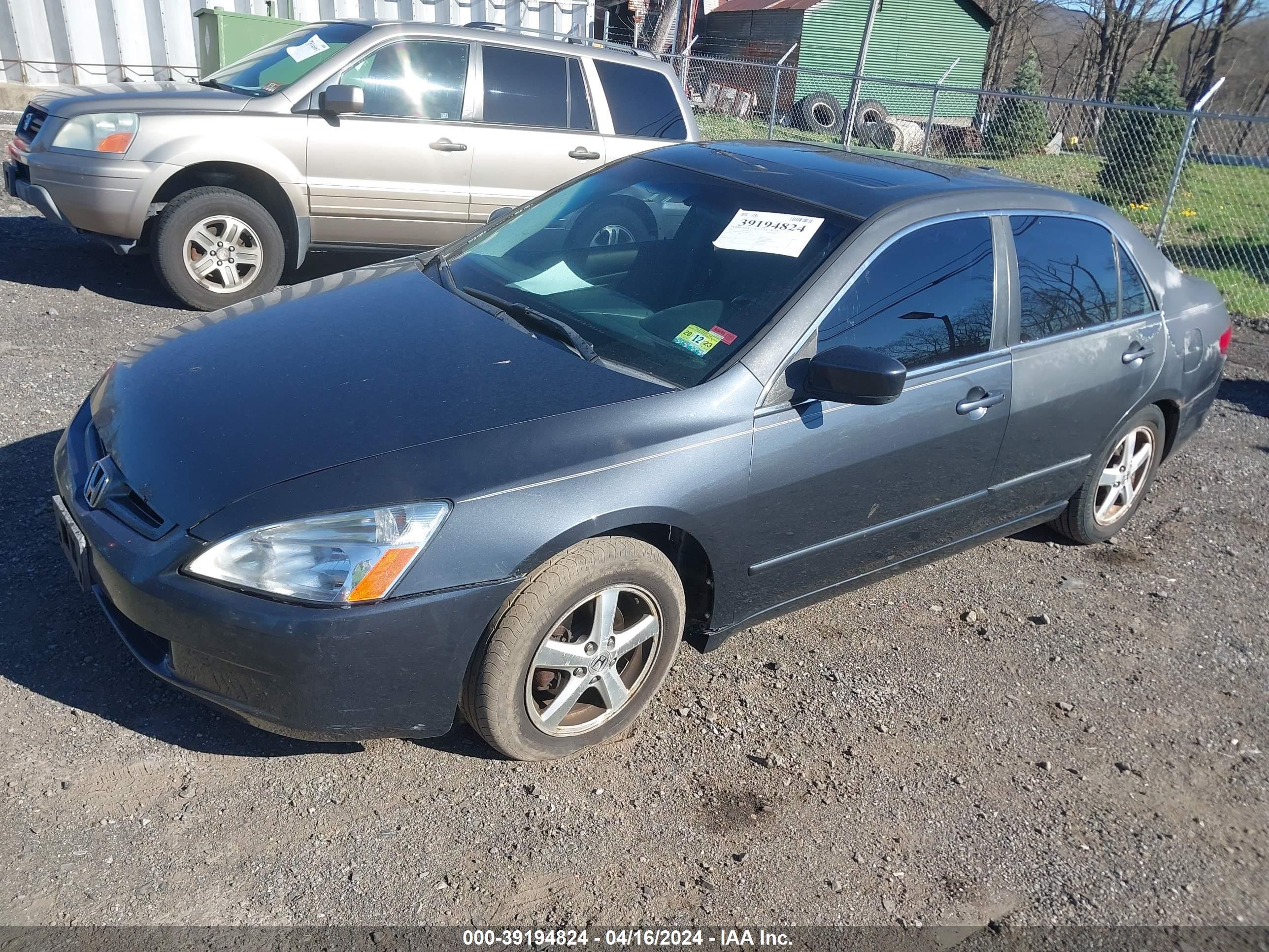 Photo 1 VIN: 1HGCM568X5A022196 - HONDA ACCORD 