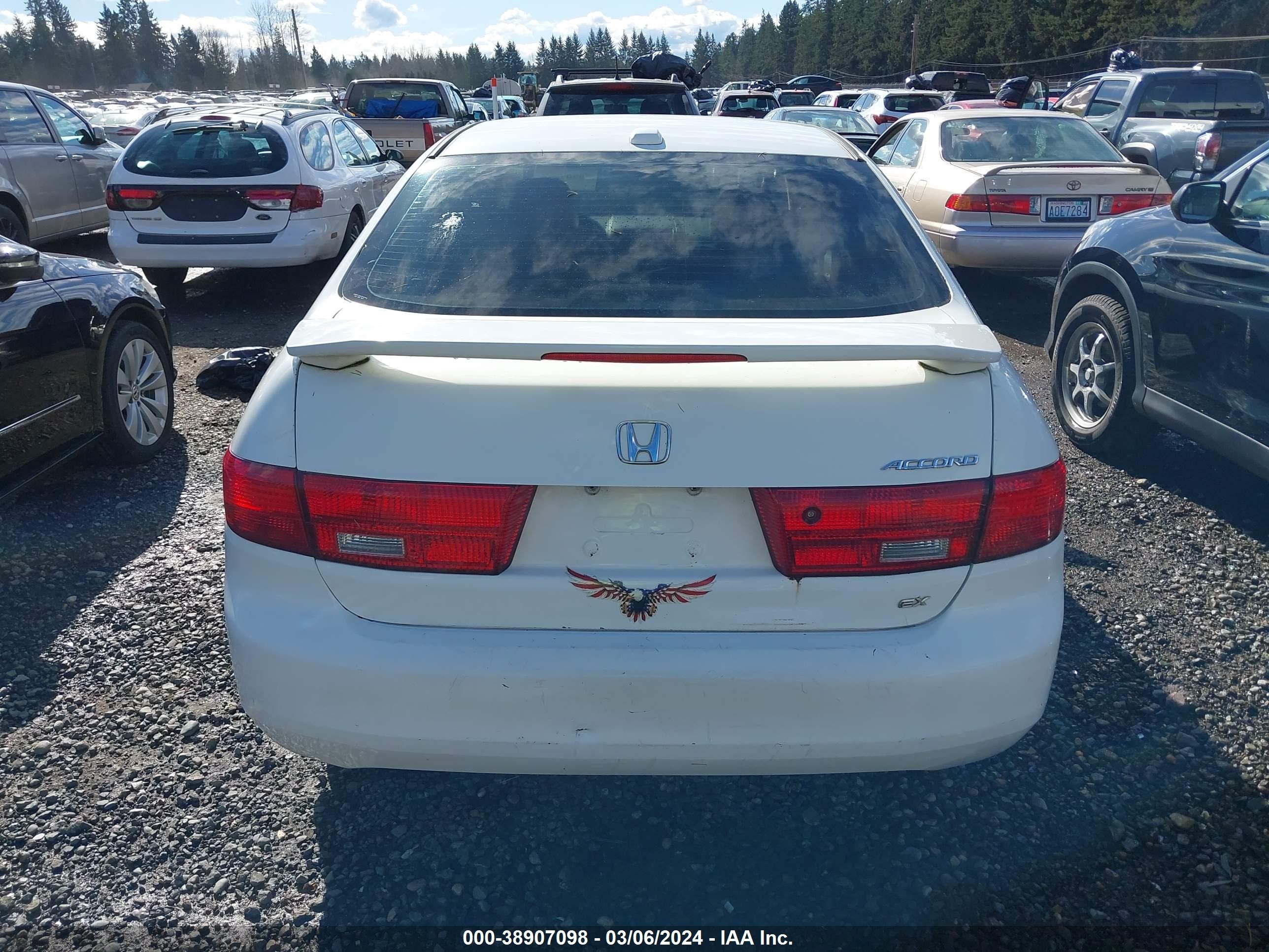 Photo 15 VIN: 1HGCM568X5A041458 - HONDA ACCORD 