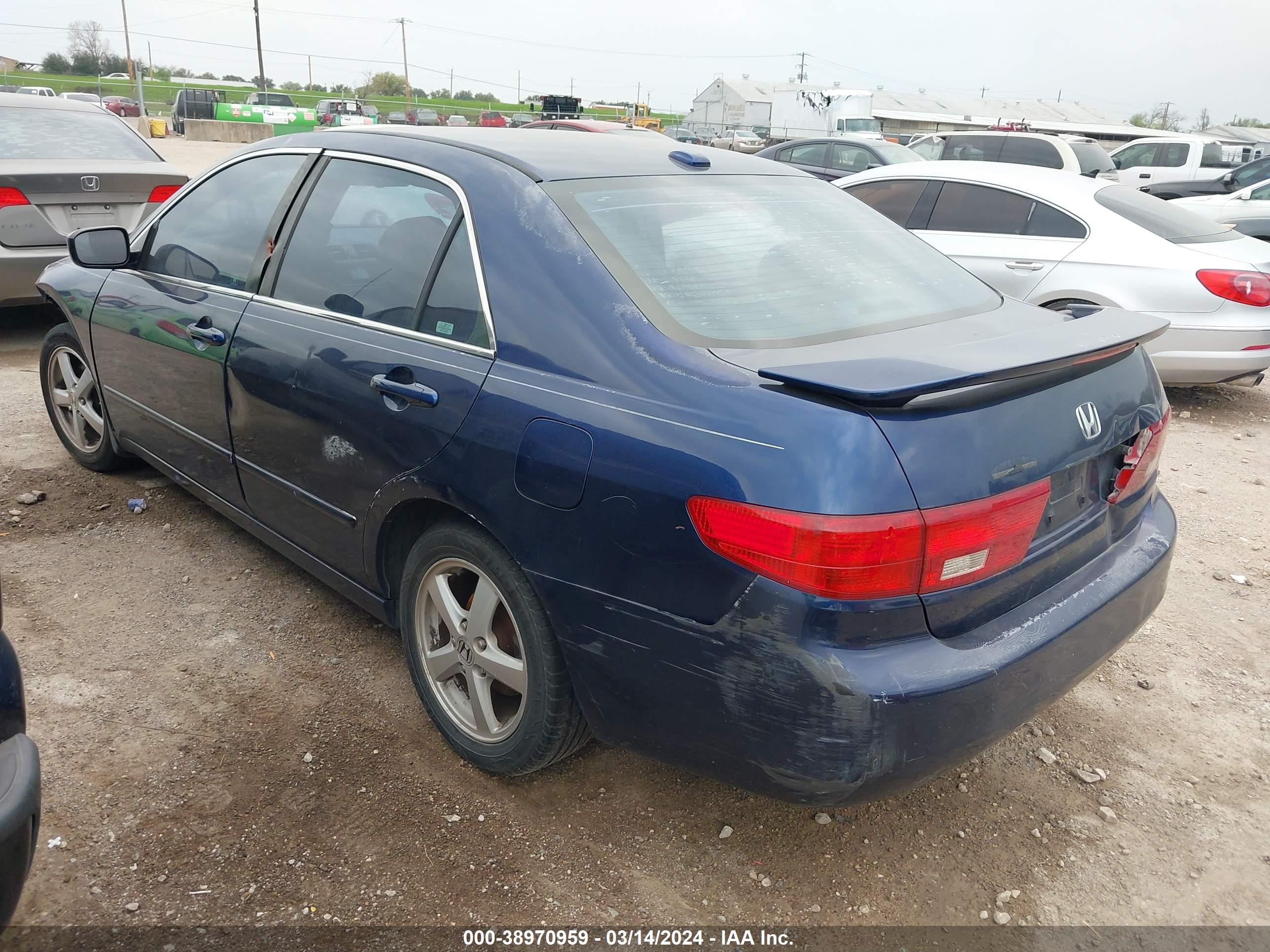 Photo 2 VIN: 1HGCM568X5A056493 - HONDA ACCORD 