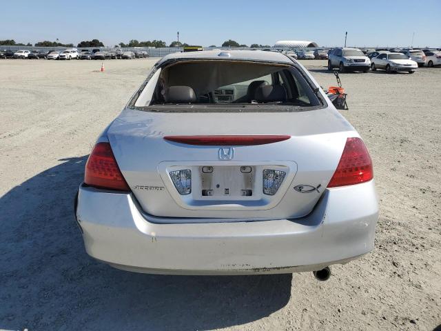 Photo 5 VIN: 1HGCM568X6A000443 - HONDA ACCORD 