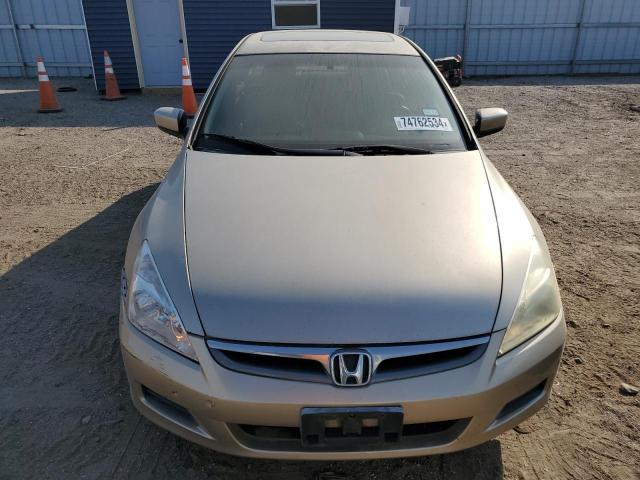 Photo 4 VIN: 1HGCM568X6A088944 - HONDA ACCORD EX 