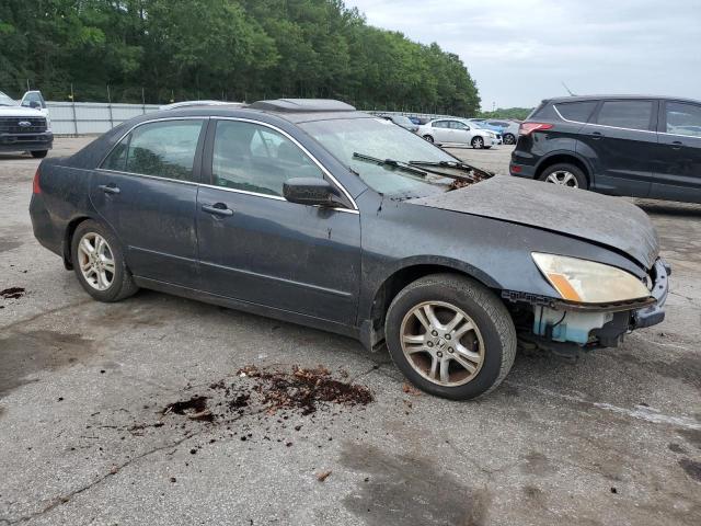 Photo 3 VIN: 1HGCM568X6A112675 - HONDA ACCORD 