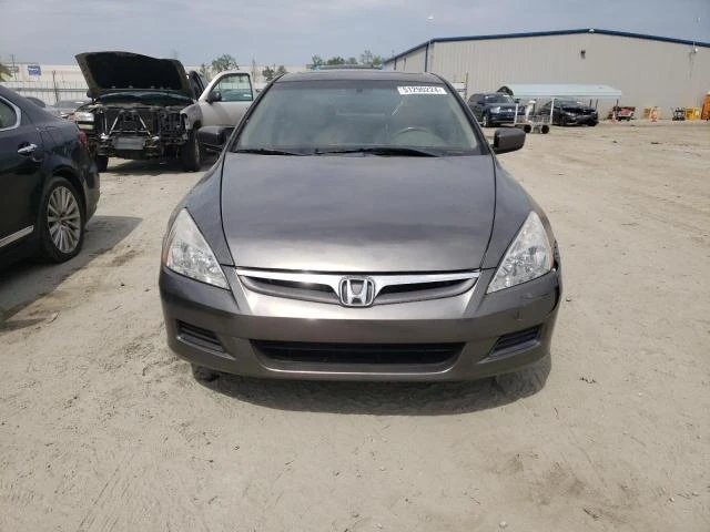 Photo 4 VIN: 1HGCM568X7A088847 - HONDA ACCORD EX 