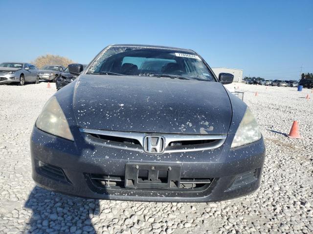 Photo 4 VIN: 1HGCM568X7A210932 - HONDA ACCORD EX 