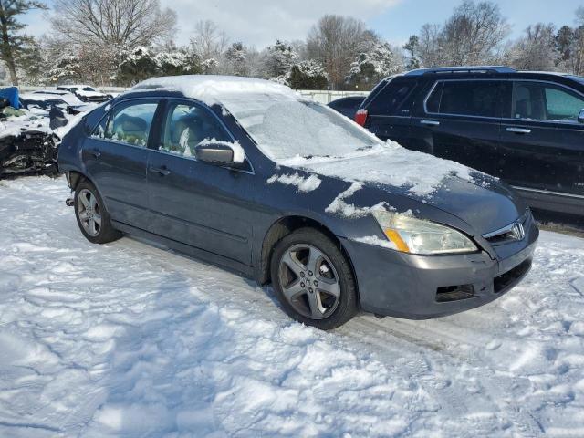 Photo 3 VIN: 1HGCM65527A028803 - HONDA ACCORD 