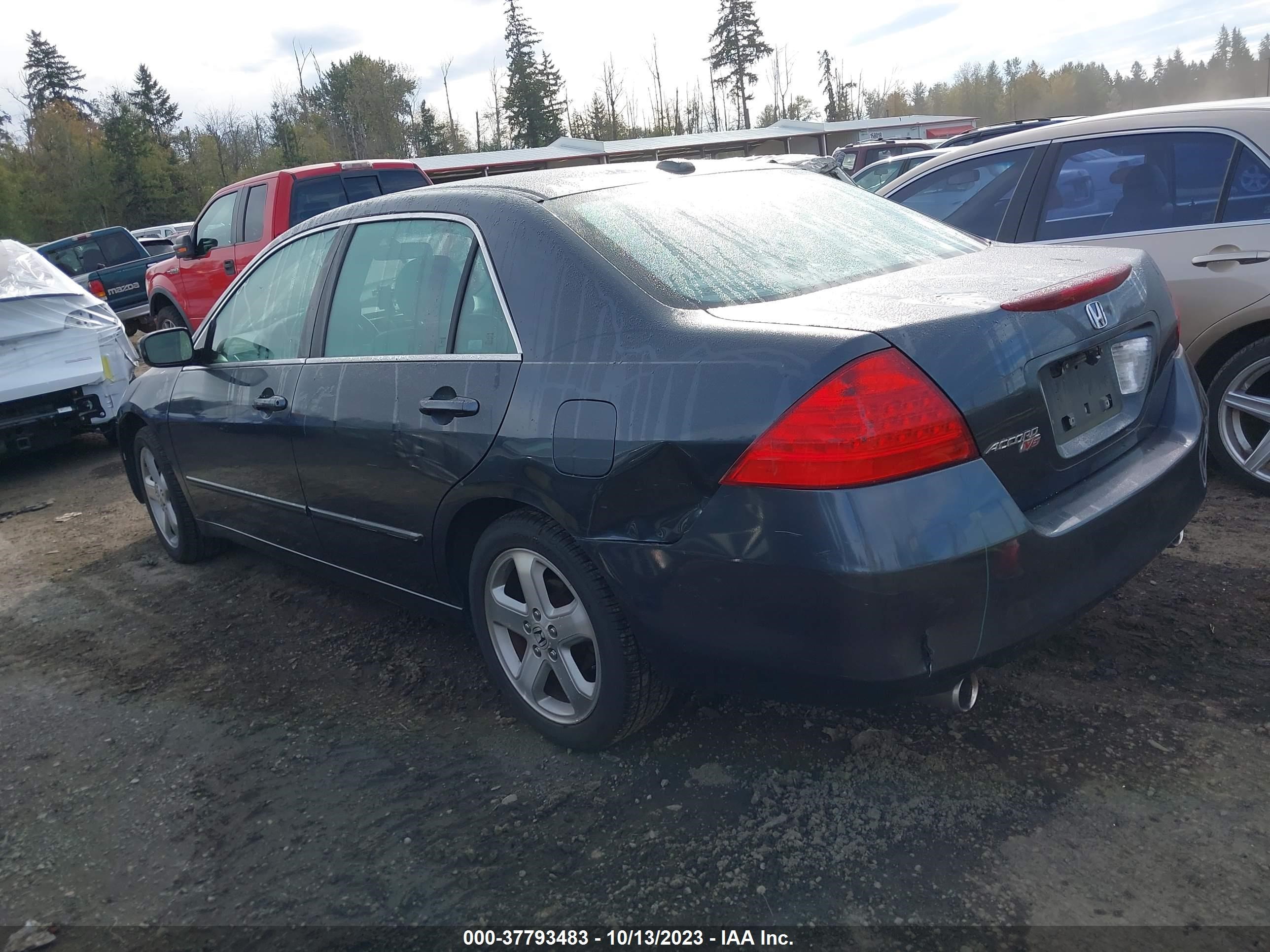 Photo 13 VIN: 1HGCM658X6A022658 - HONDA ACCORD 