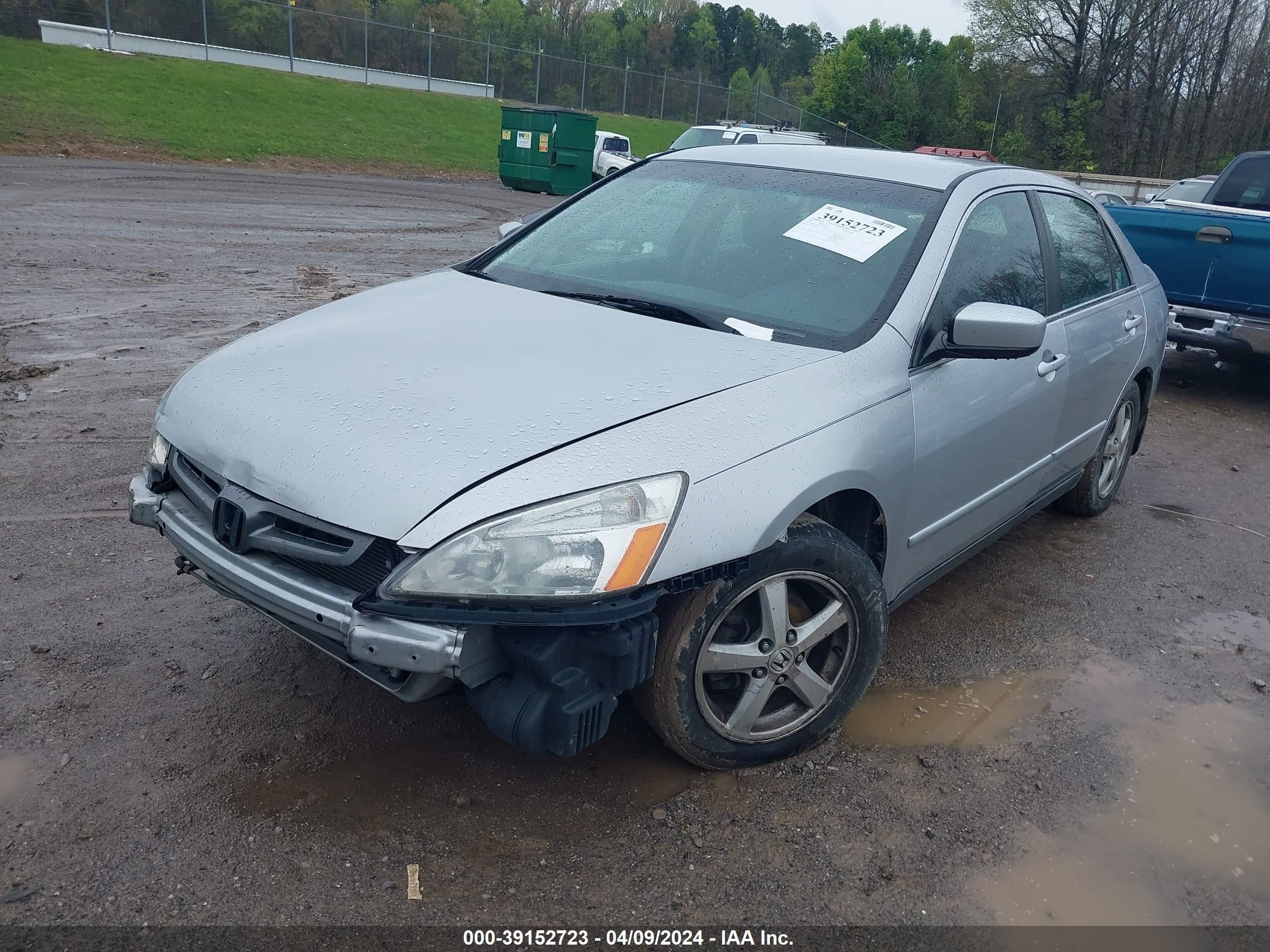 Photo 1 VIN: 1HGCM66303A008590 - HONDA ACCORD 