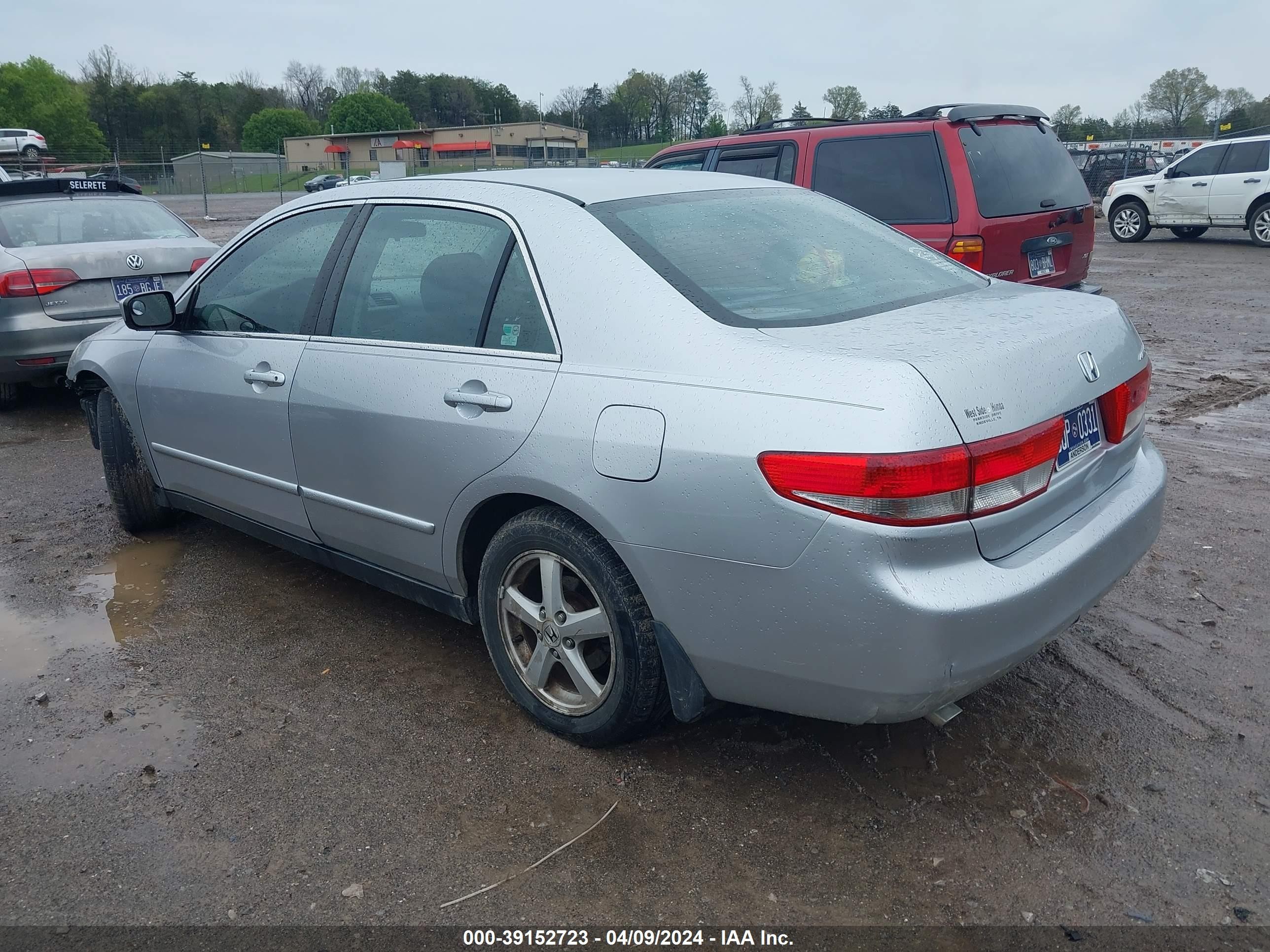 Photo 2 VIN: 1HGCM66303A008590 - HONDA ACCORD 