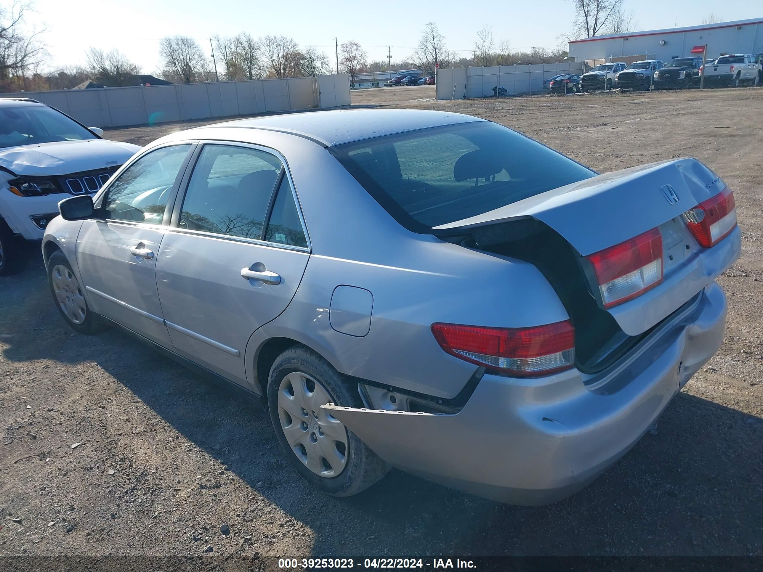 Photo 2 VIN: 1HGCM66314A061977 - HONDA ACCORD 