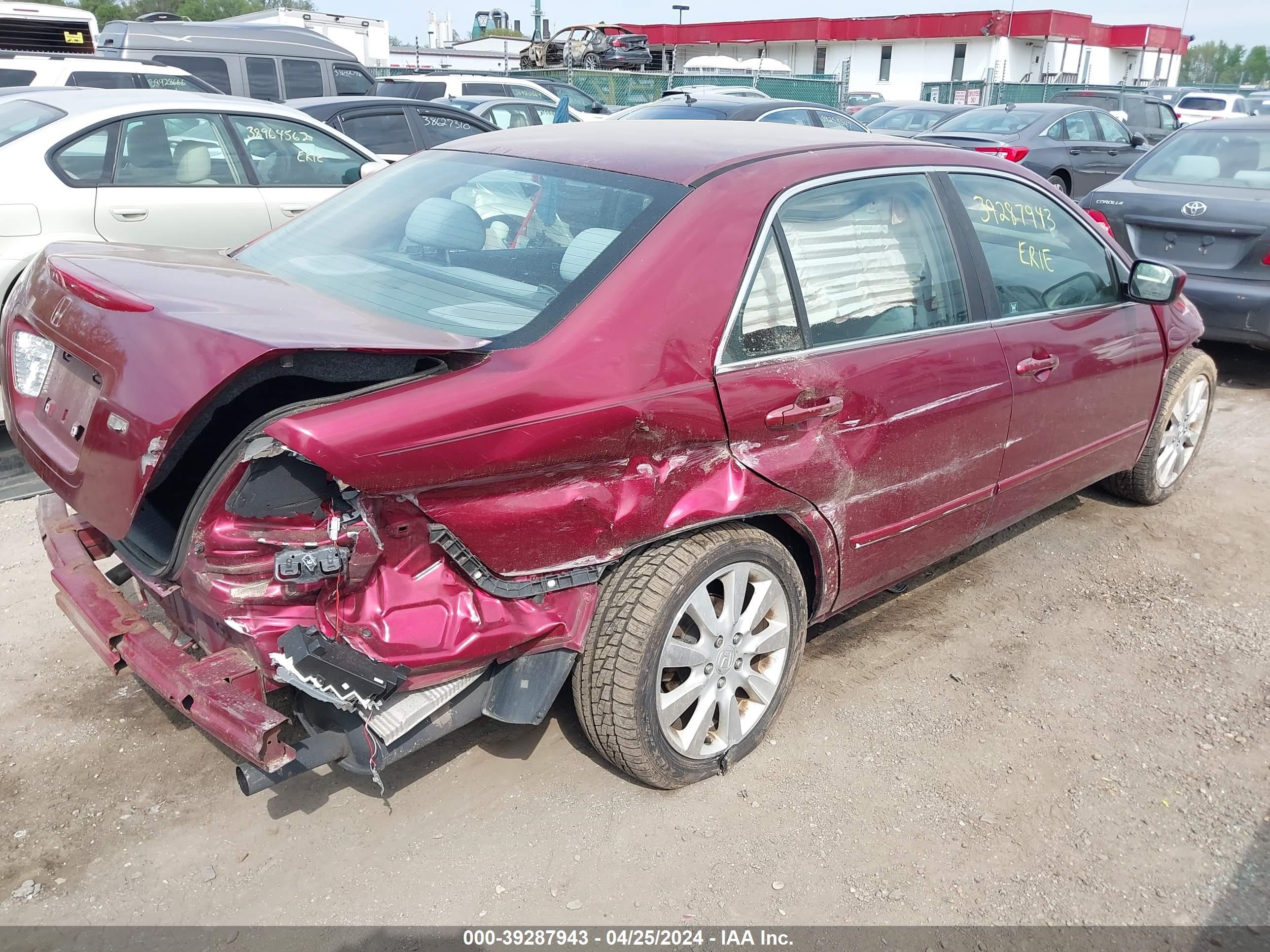 Photo 3 VIN: 1HGCM66316A052974 - HONDA ACCORD 