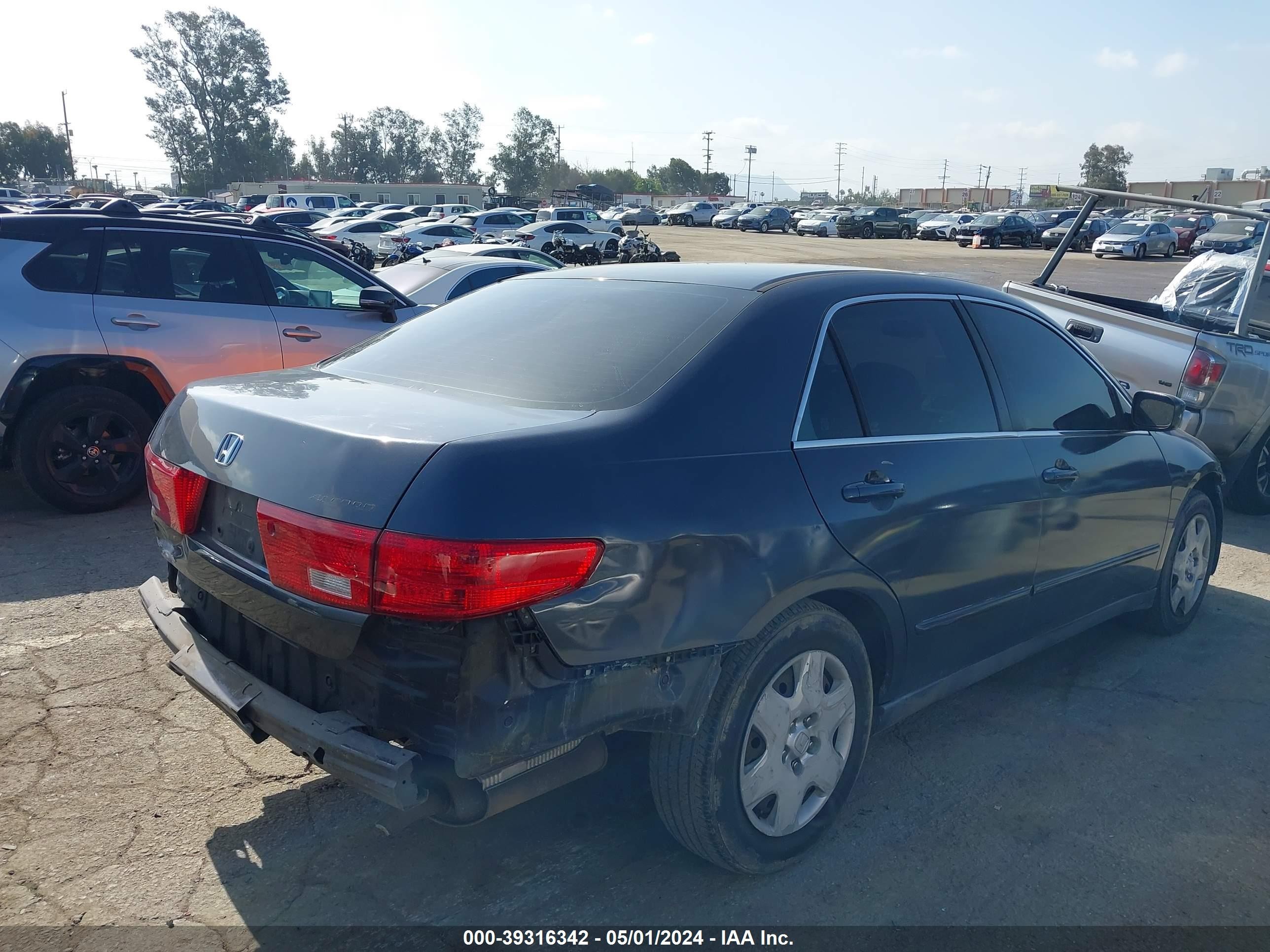 Photo 3 VIN: 1HGCM66325A058314 - HONDA ACCORD 