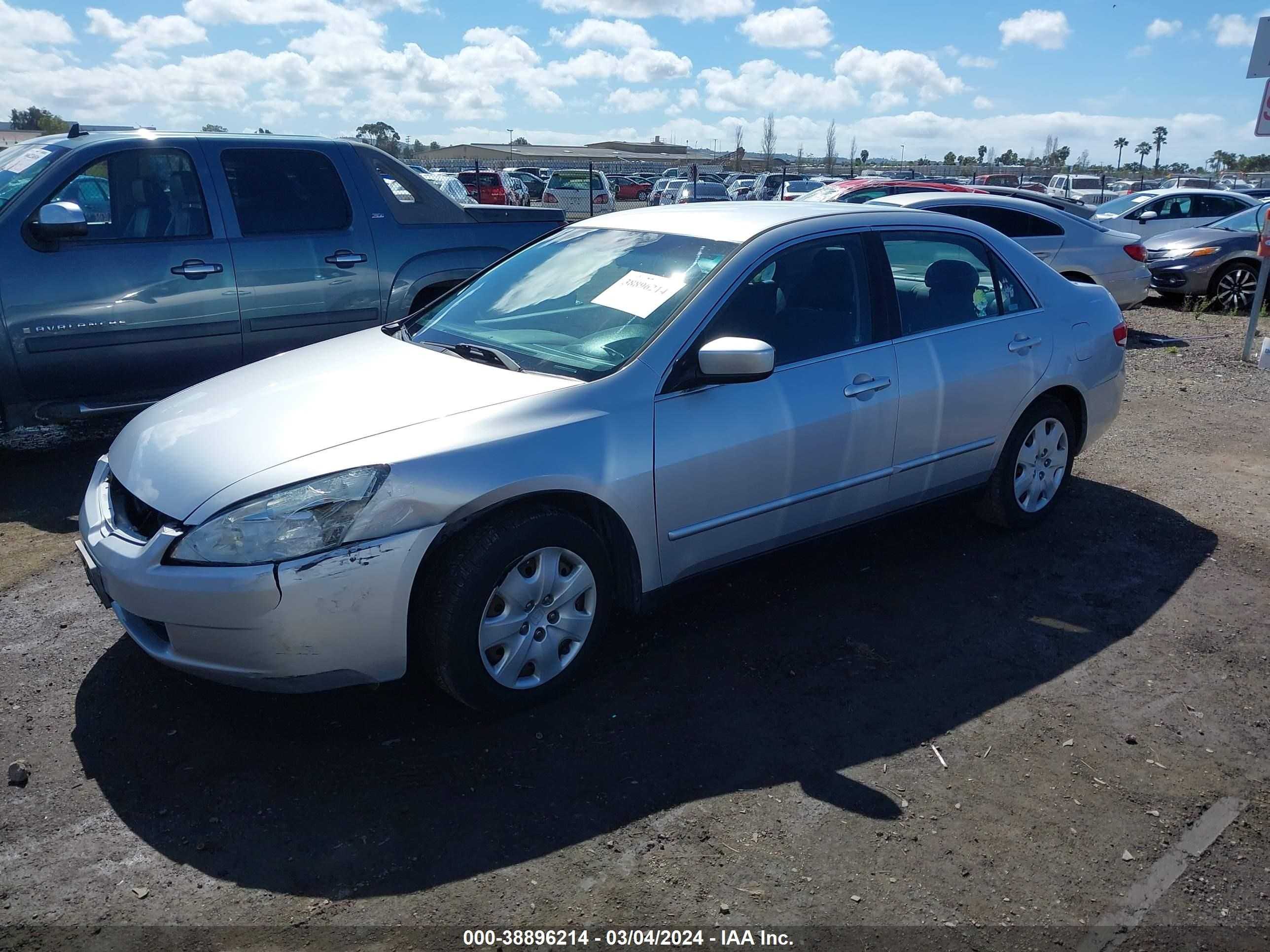 Photo 1 VIN: 1HGCM66333A008180 - HONDA ACCORD 