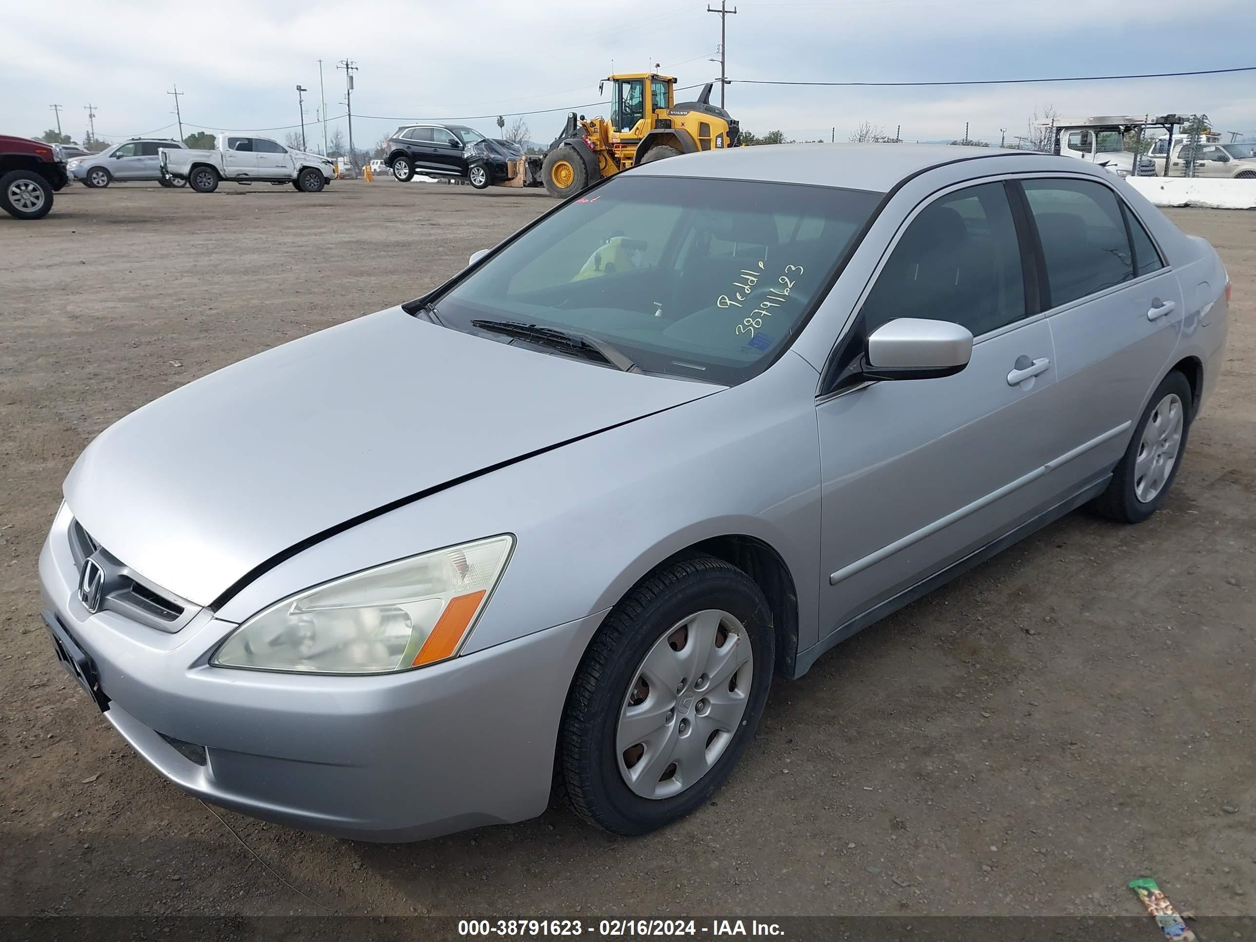 Photo 1 VIN: 1HGCM66333A056164 - HONDA ACCORD 