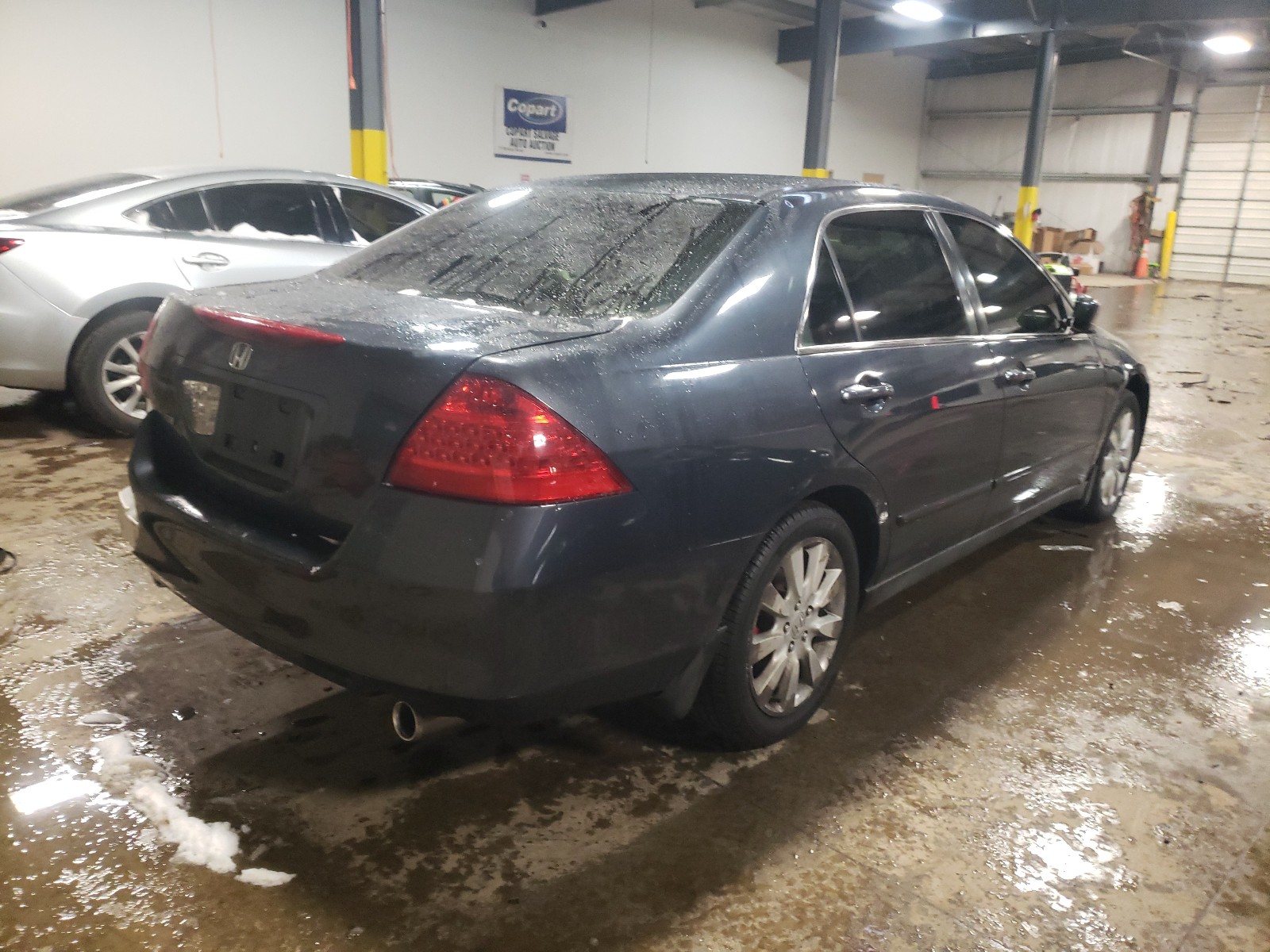 Photo 3 VIN: 1HGCM66366A040433 - HONDA ACCORD LX 