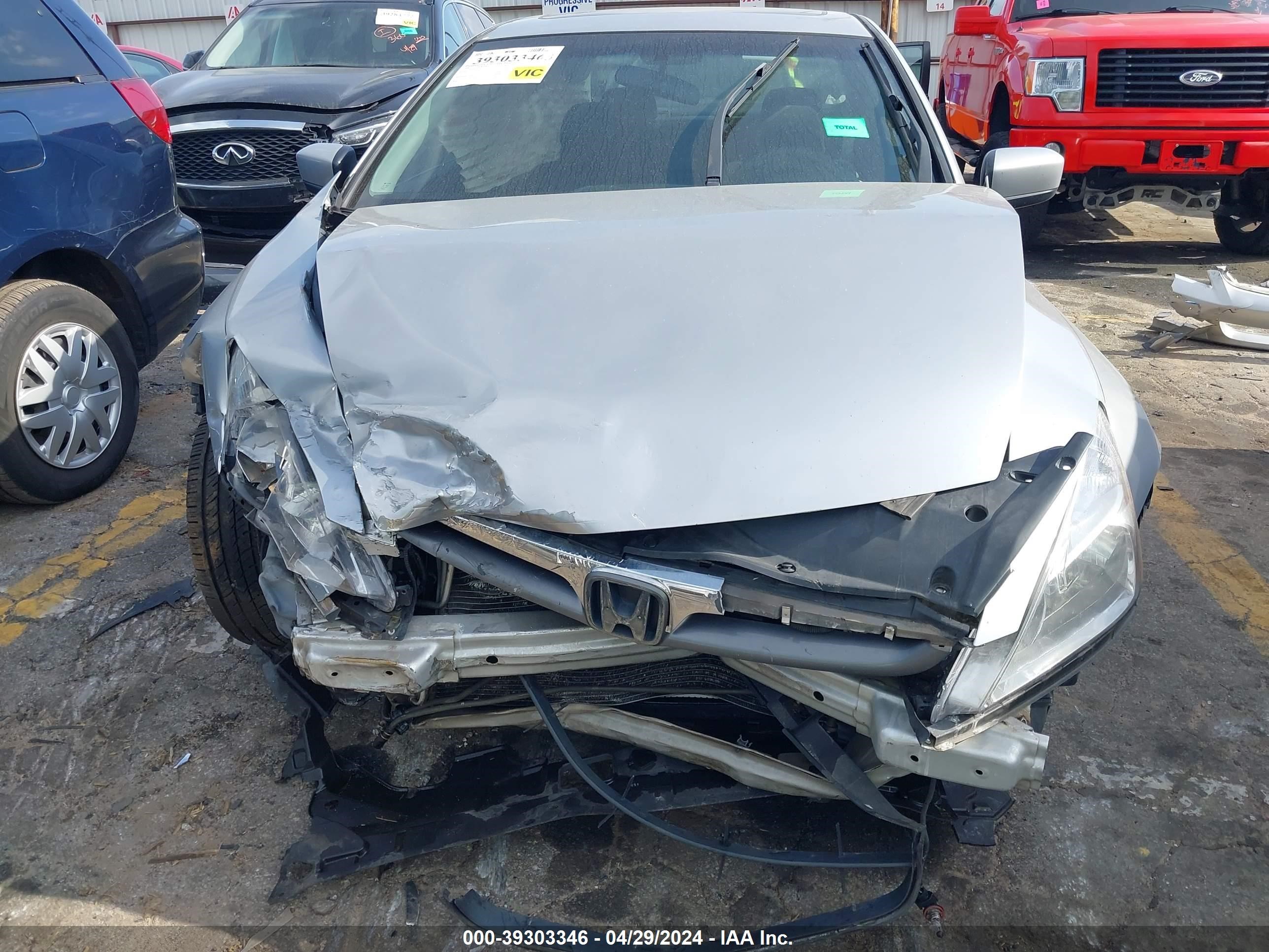 Photo 5 VIN: 1HGCM66366A047317 - HONDA ACCORD 