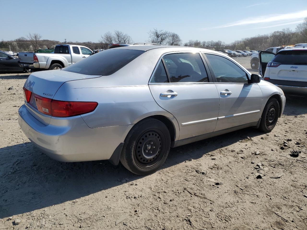 Photo 2 VIN: 1HGCM66385A049374 - HONDA ACCORD 