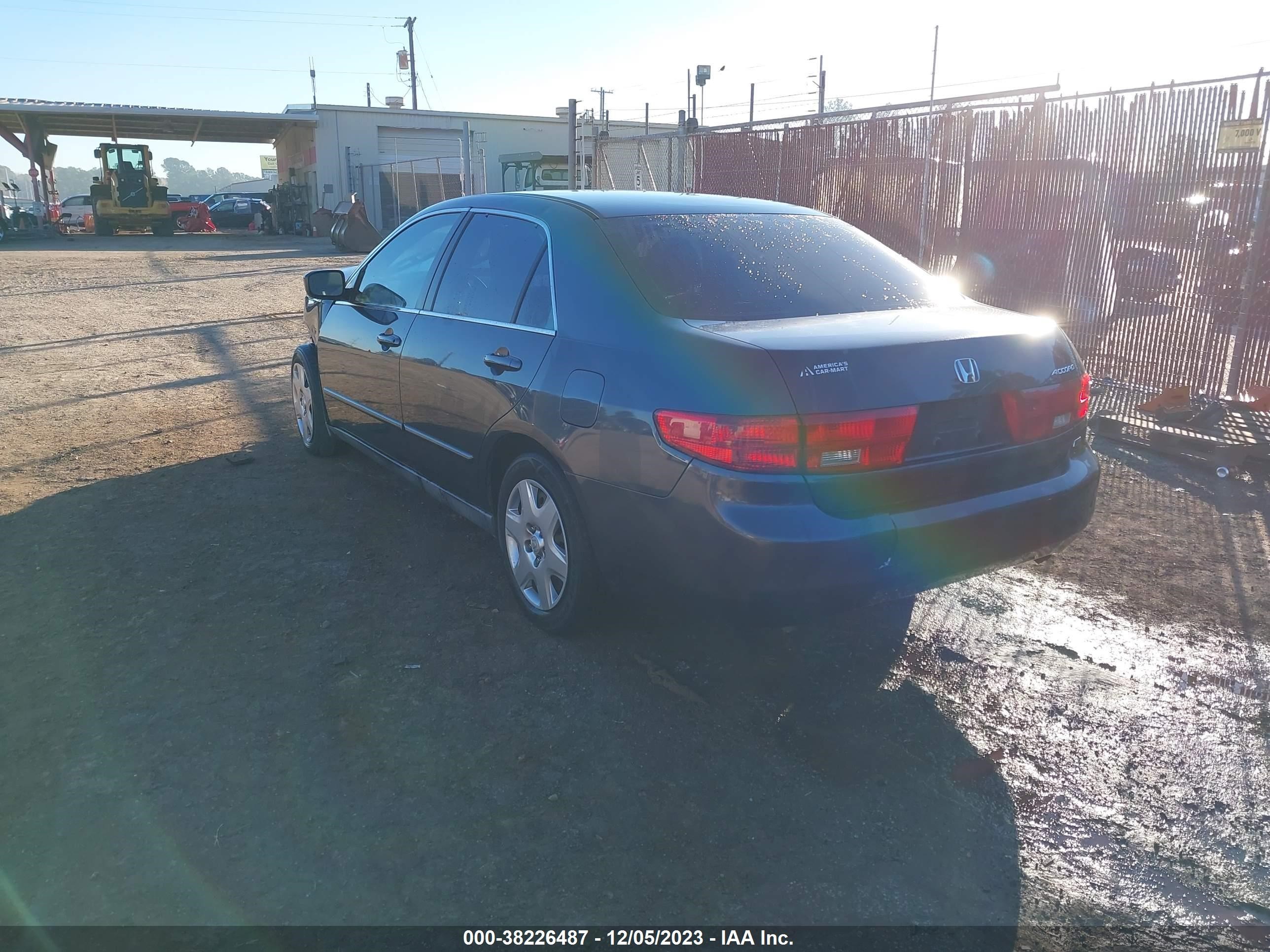 Photo 2 VIN: 1HGCM66385A067986 - HONDA ACCORD 