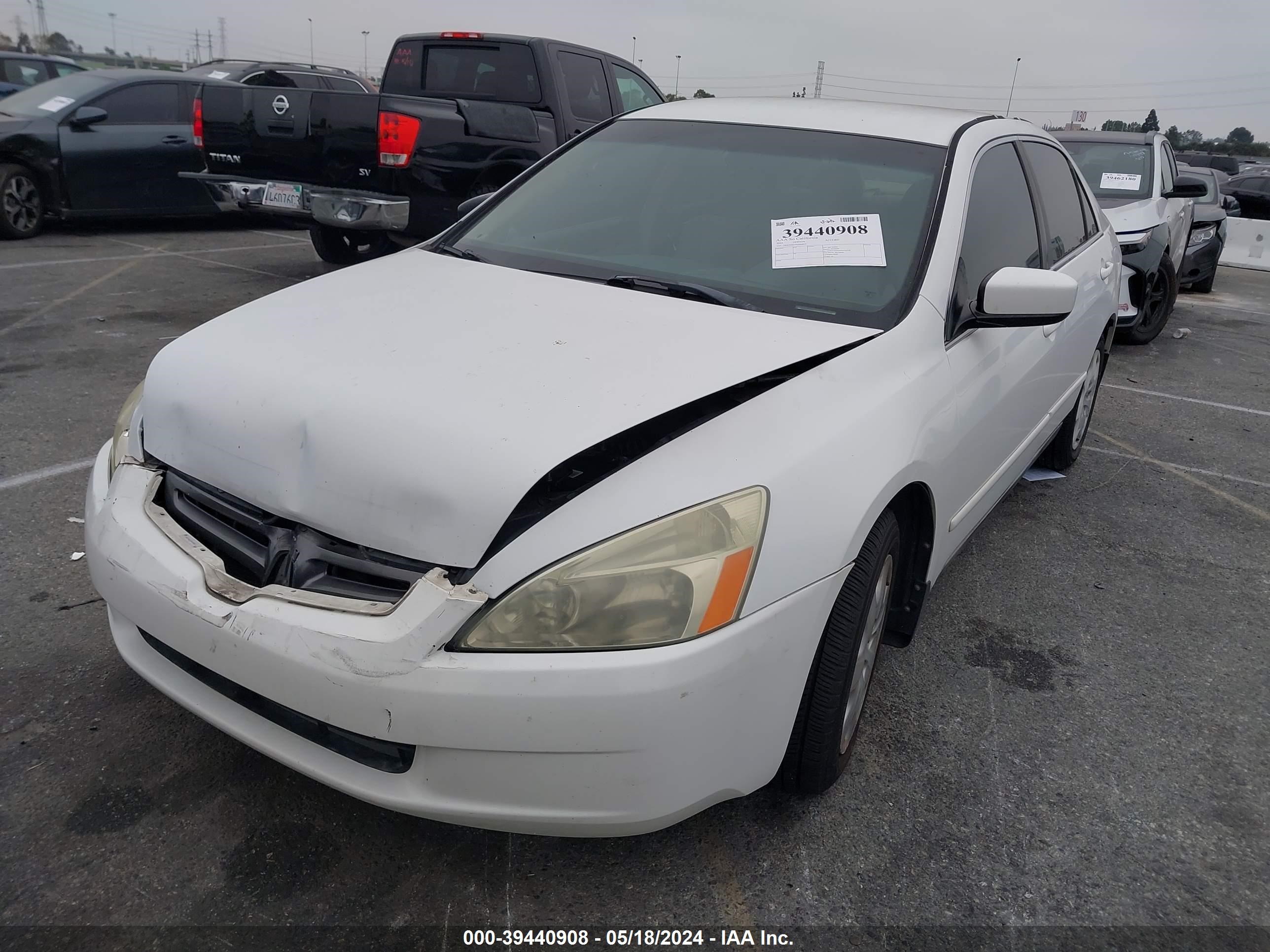 Photo 1 VIN: 1HGCM66394A000621 - HONDA ACCORD 