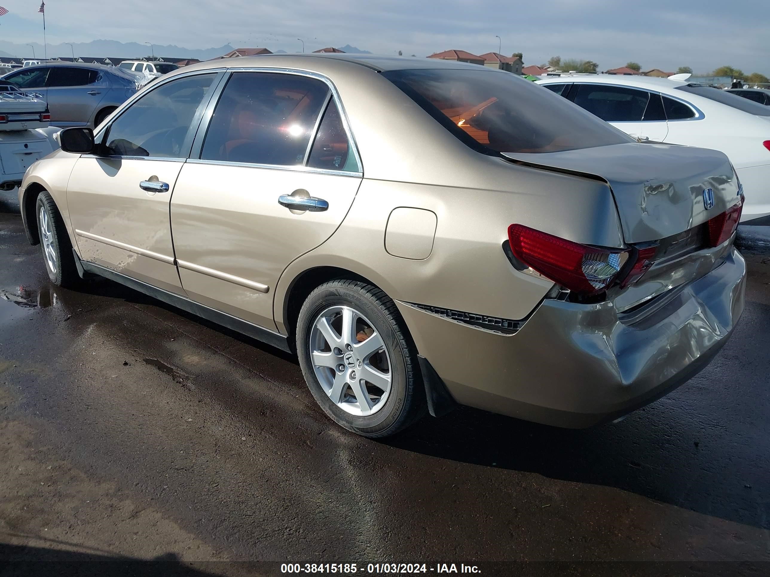 Photo 2 VIN: 1HGCM663X5A042183 - HONDA ACCORD 