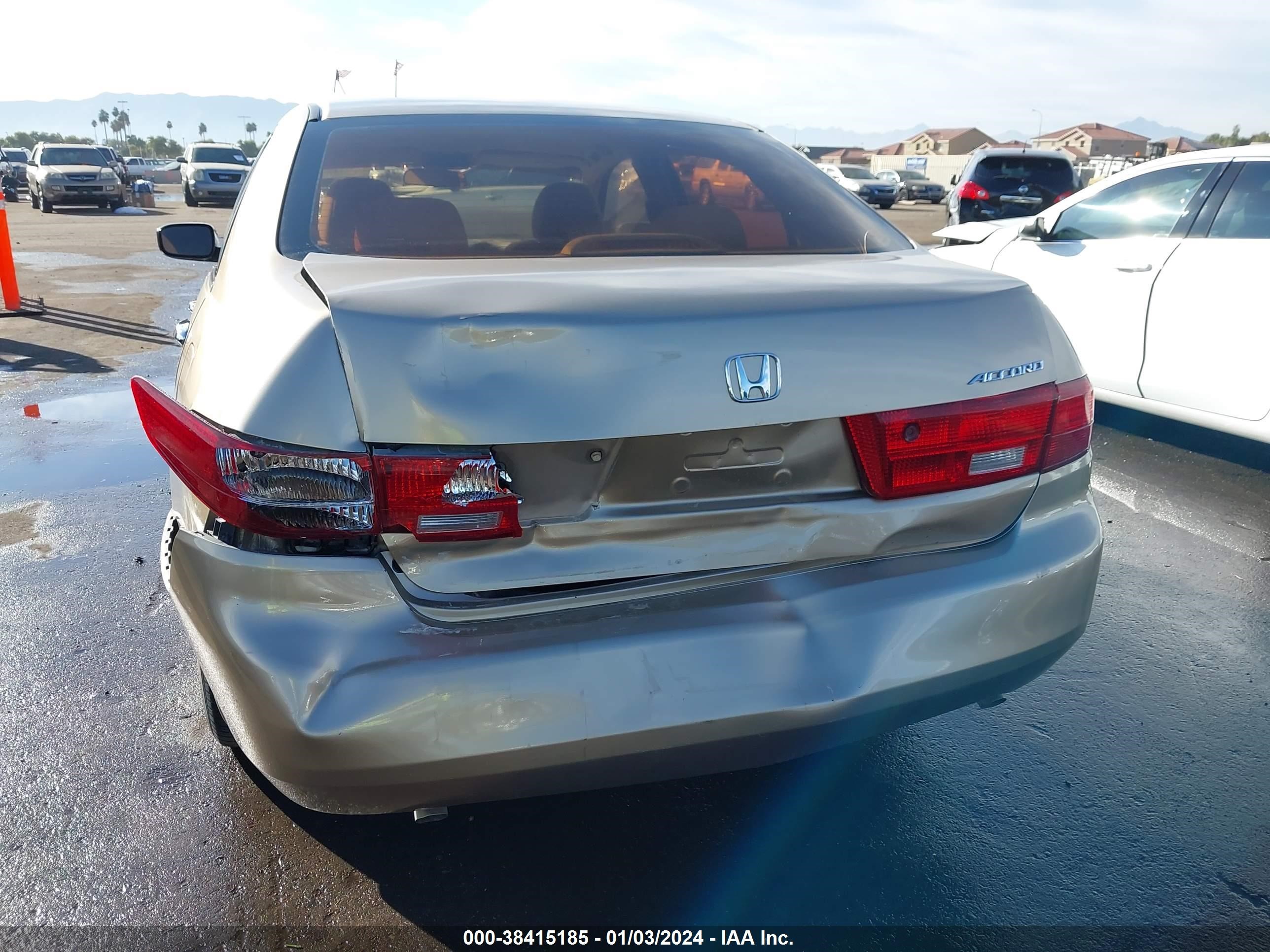 Photo 5 VIN: 1HGCM663X5A042183 - HONDA ACCORD 